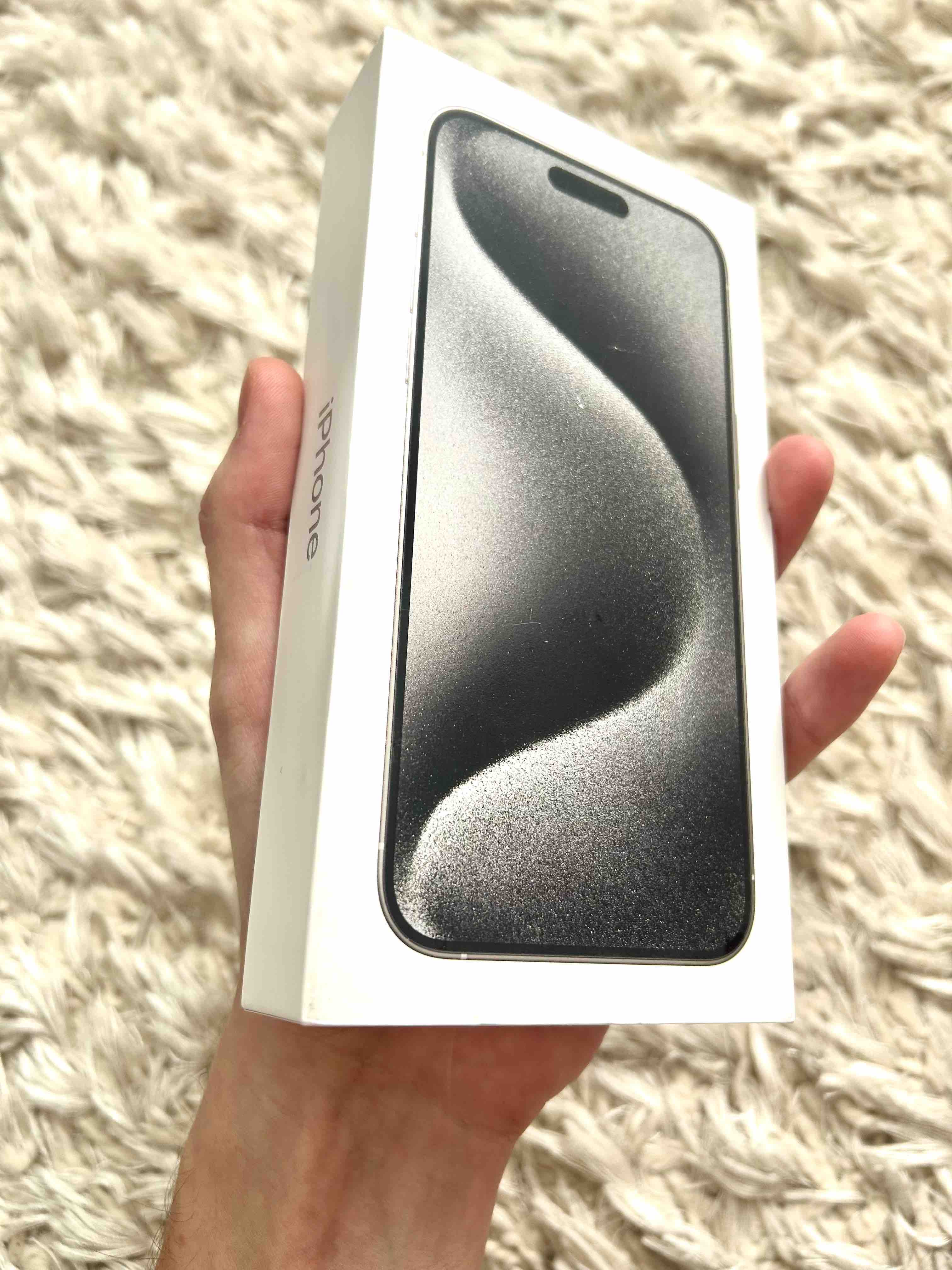 Смартфон Apple iPhone 15 Pro Max 256Gb White Titanium - отзывы покупателей  на Мегамаркет | 100060024520