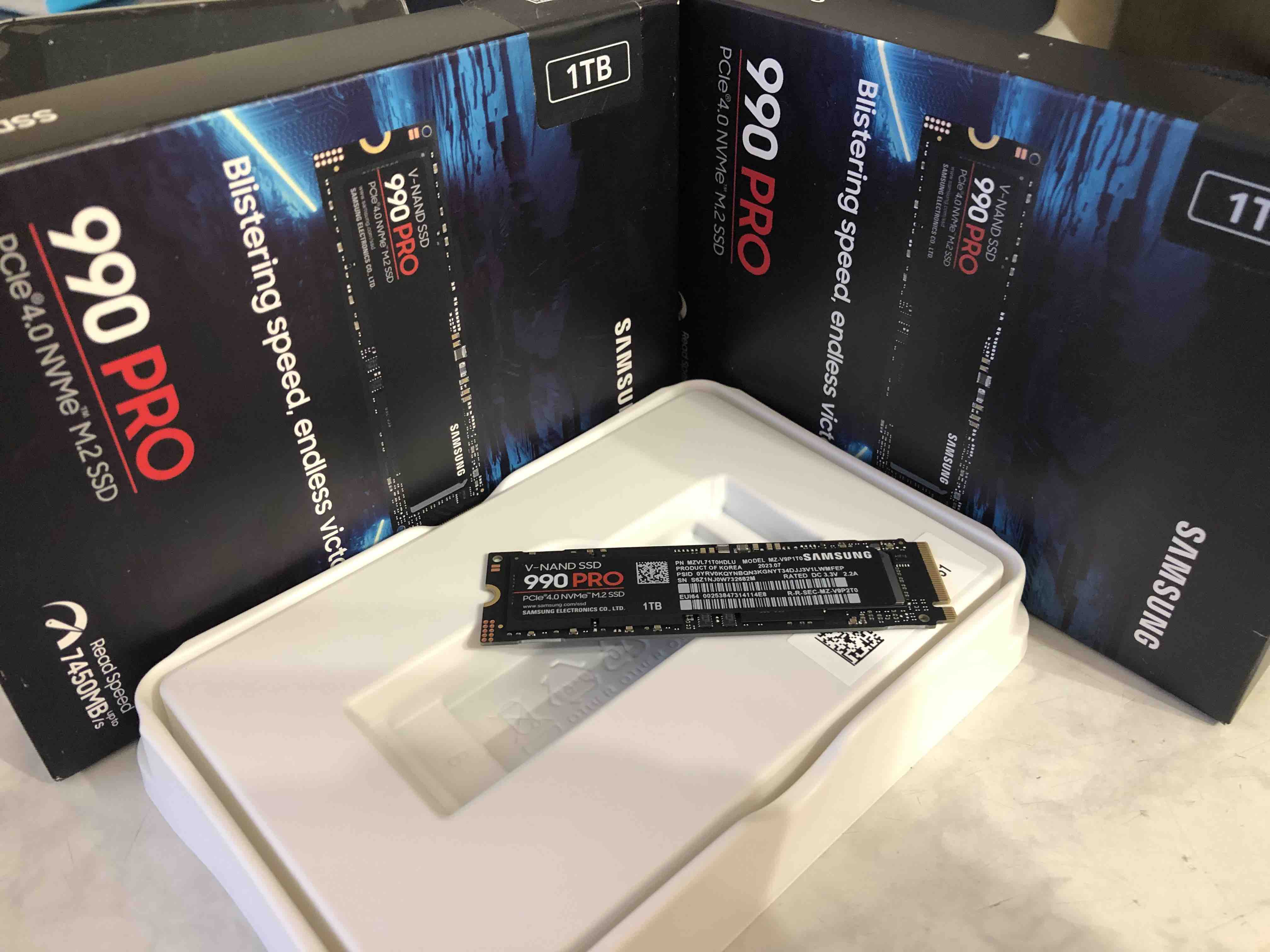 SSD накопитель Samsung 990 PRO M.2 2280 1 ТБ (MZ-V9P1T0BW) – отзывы  покупателей на маркетплейс Мегамаркет | Артикул: 100046938026