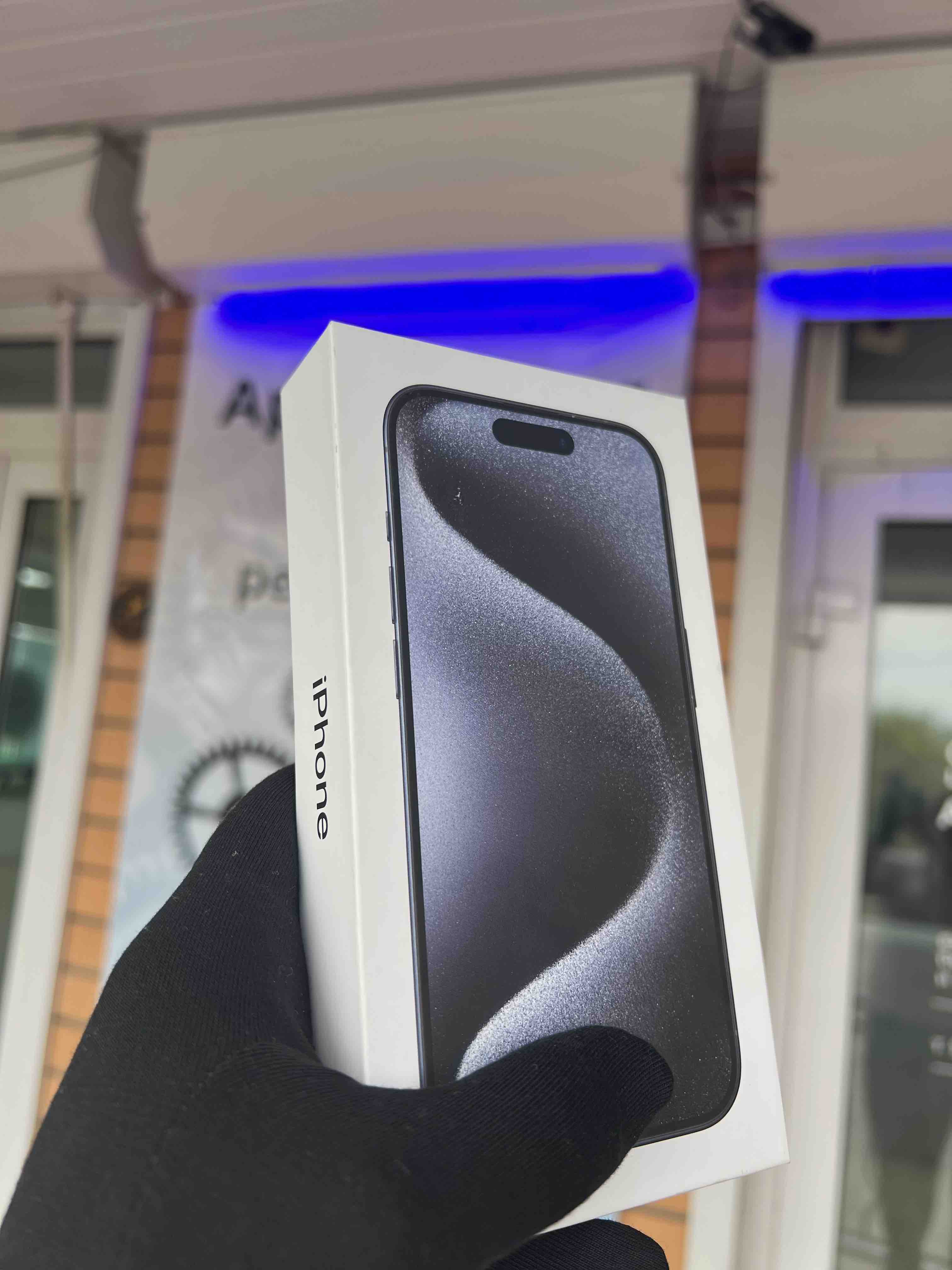 Смартфон Apple Apple iPhone 15 Pro 128GB Blue Titanium (Dual Sim) - отзывы  покупателей на маркетплейсе Мегамаркет | Артикул: 100062414729