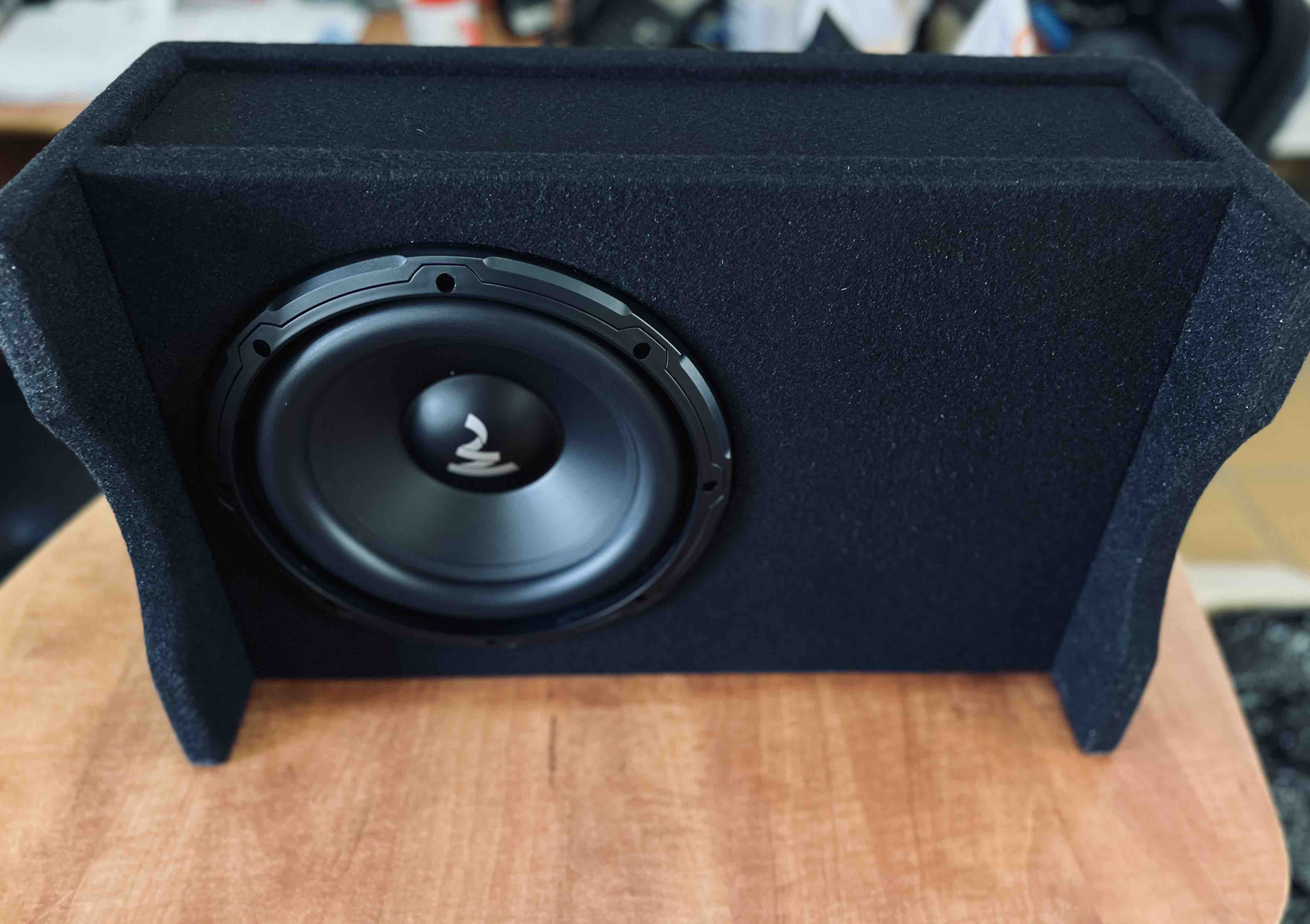 Сабвуфер автомобильный Focal SUB 10 BOX корпусной пассивный - купить в  Bonbox, цена на Мегамаркет