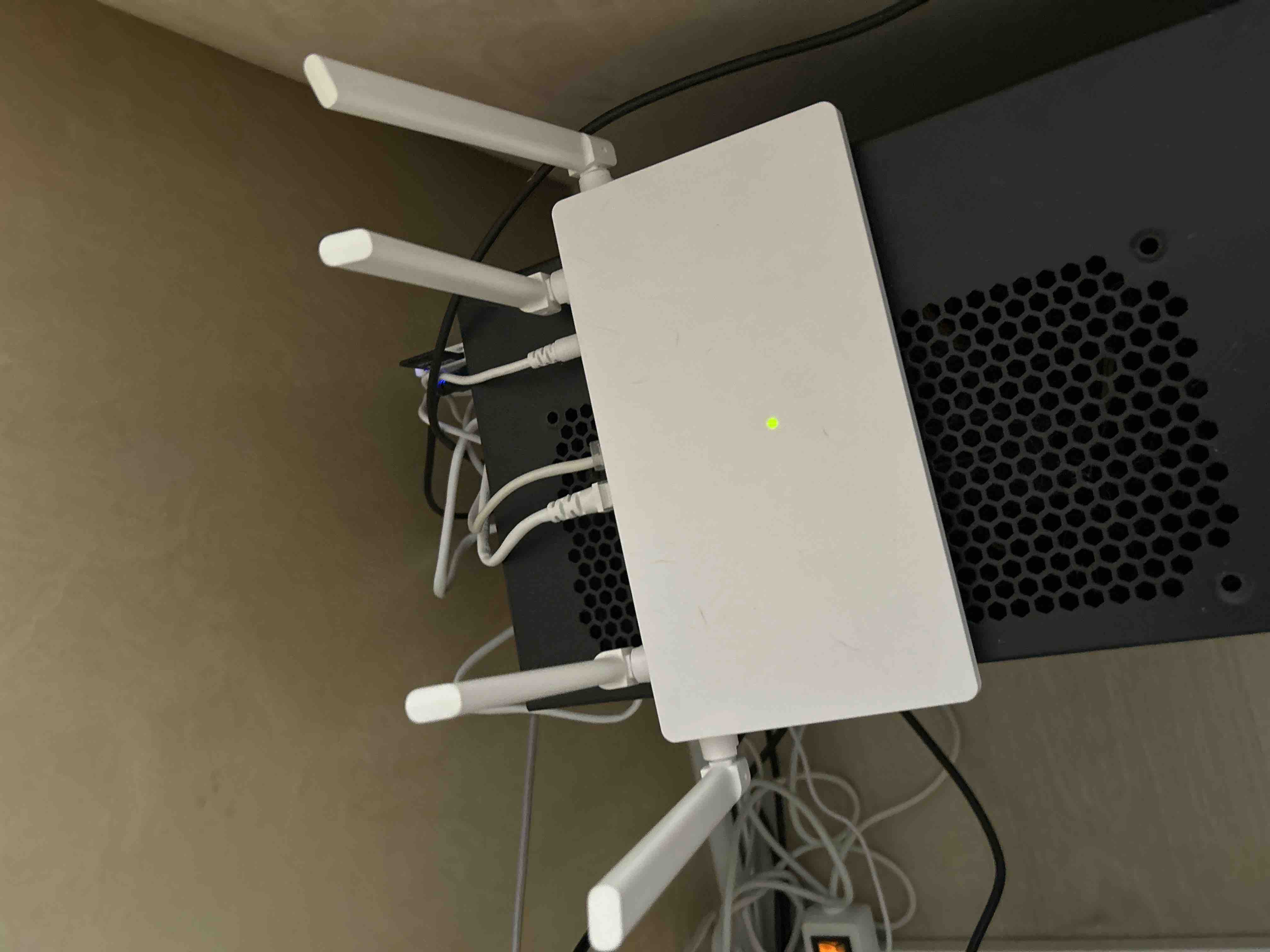 Wi-Fi роутер HUAWEI AX2 WS7001 53039183 White, купить в Москве, цены в ...