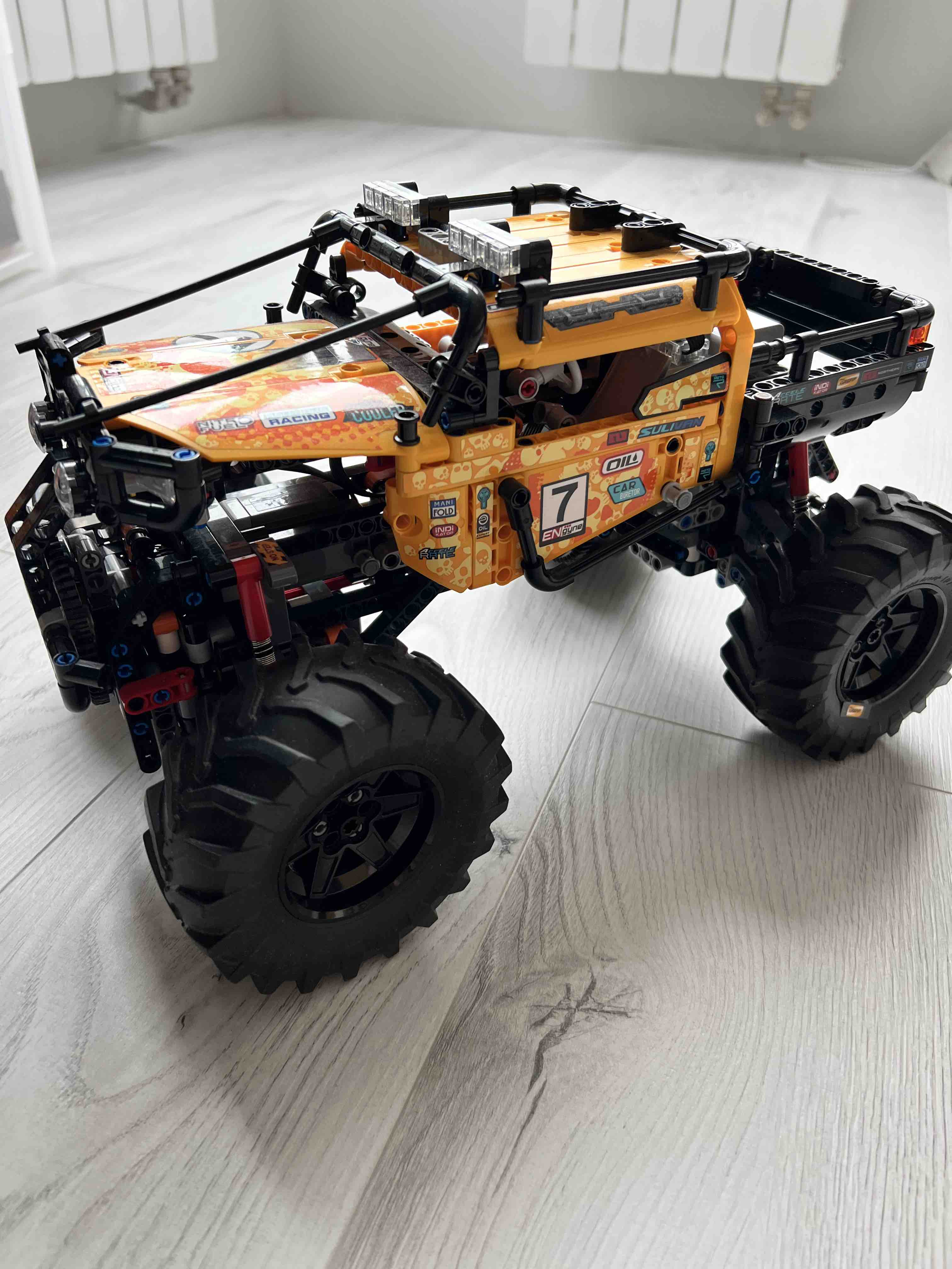 Отзывы о конструктор LEGO Technic 42099 Экстремальный внедорожник - отзывы  покупателей на Мегамаркет | конструкторы LEGO 42099 - 100024881768