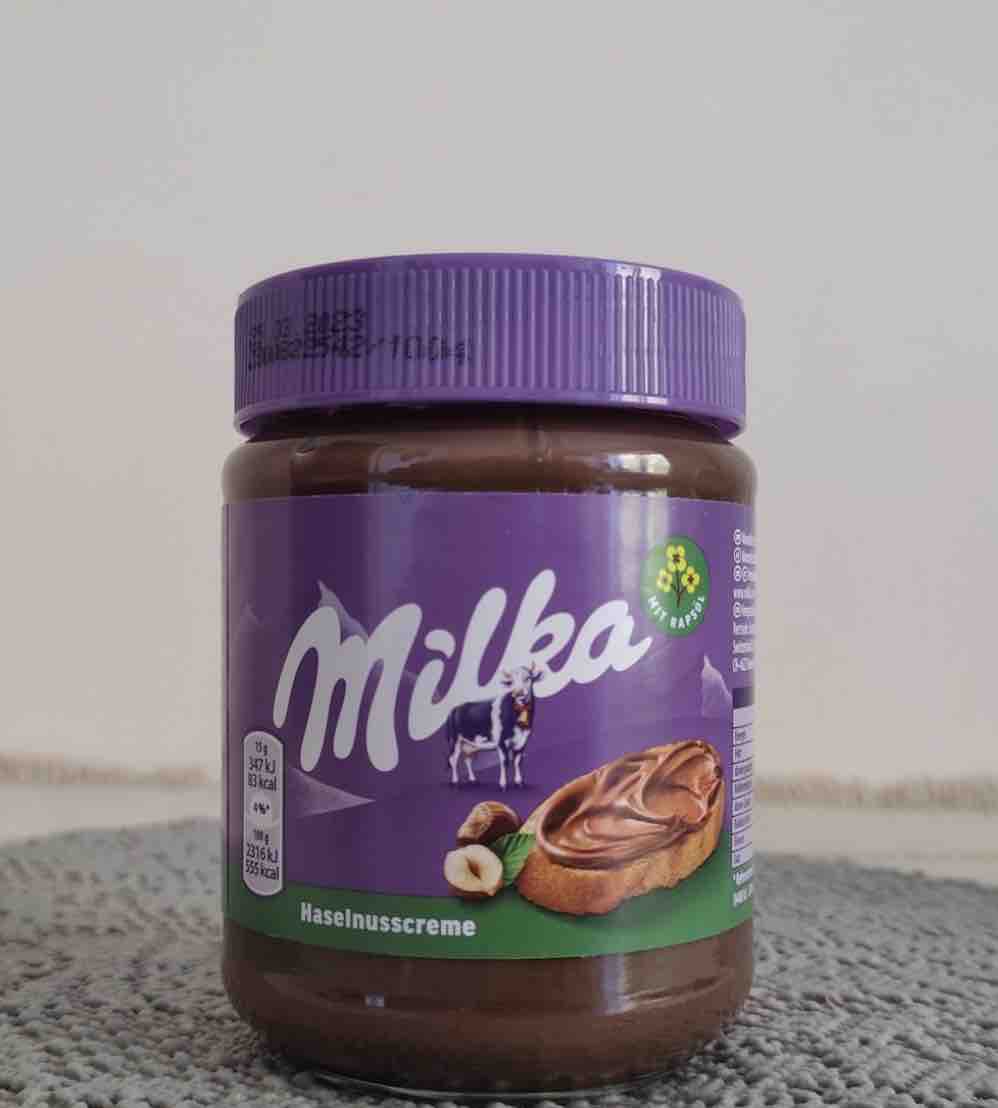 Шоколадно-ореховая паста MILKA, Фундук, Банка, 350гр. - купить на Мегамаркет