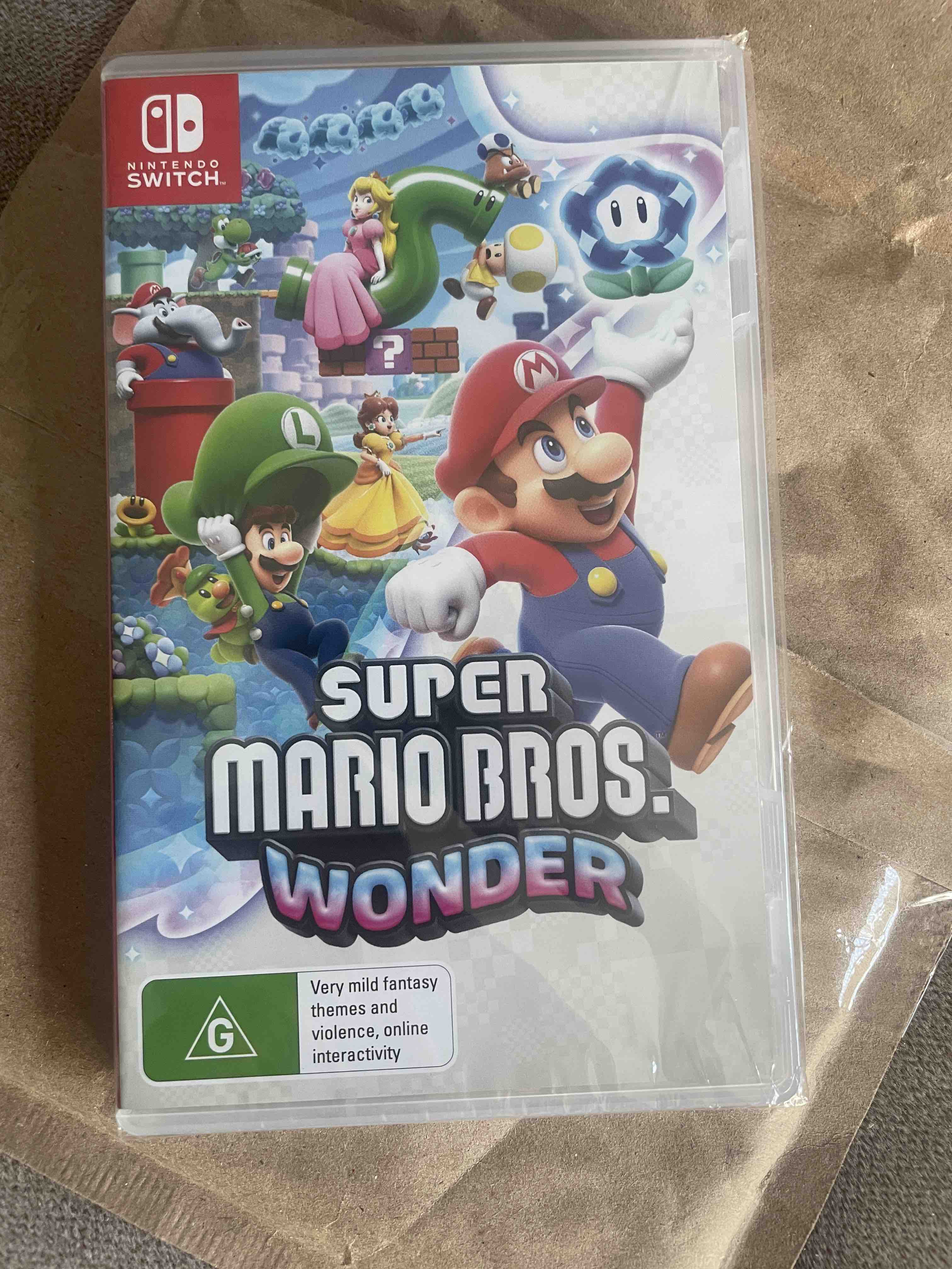 Игра Super Mario Bros. Wonder (Nintendo Switch, русские субтитры), купить в  Москве, цены в интернет-магазинах на Мегамаркет