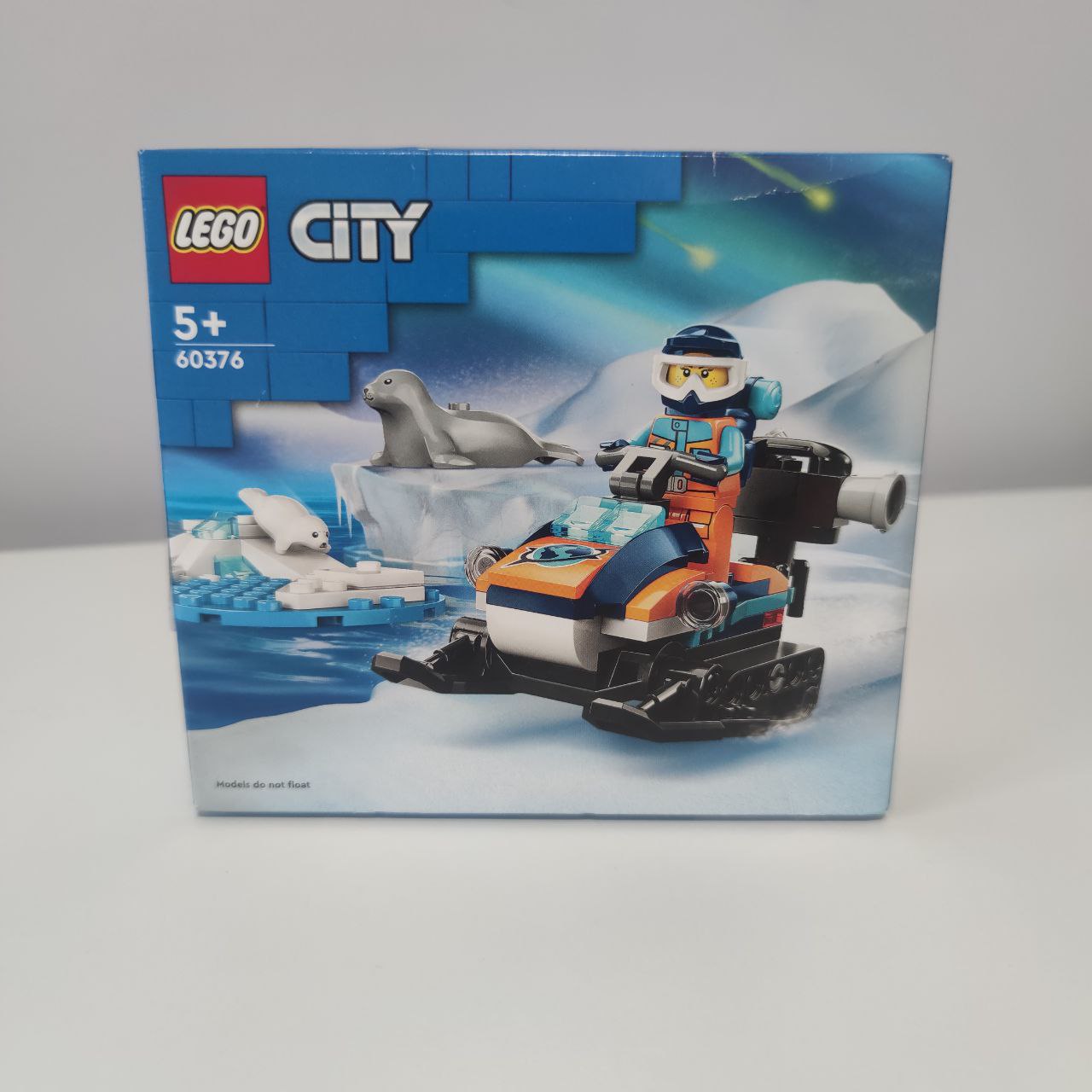 Купить конструктор LEGO Снегоход Исследователь Арктики, 70 деталей, 60376,  цены на конструкторы в интернет-магазинах на Мегамаркет