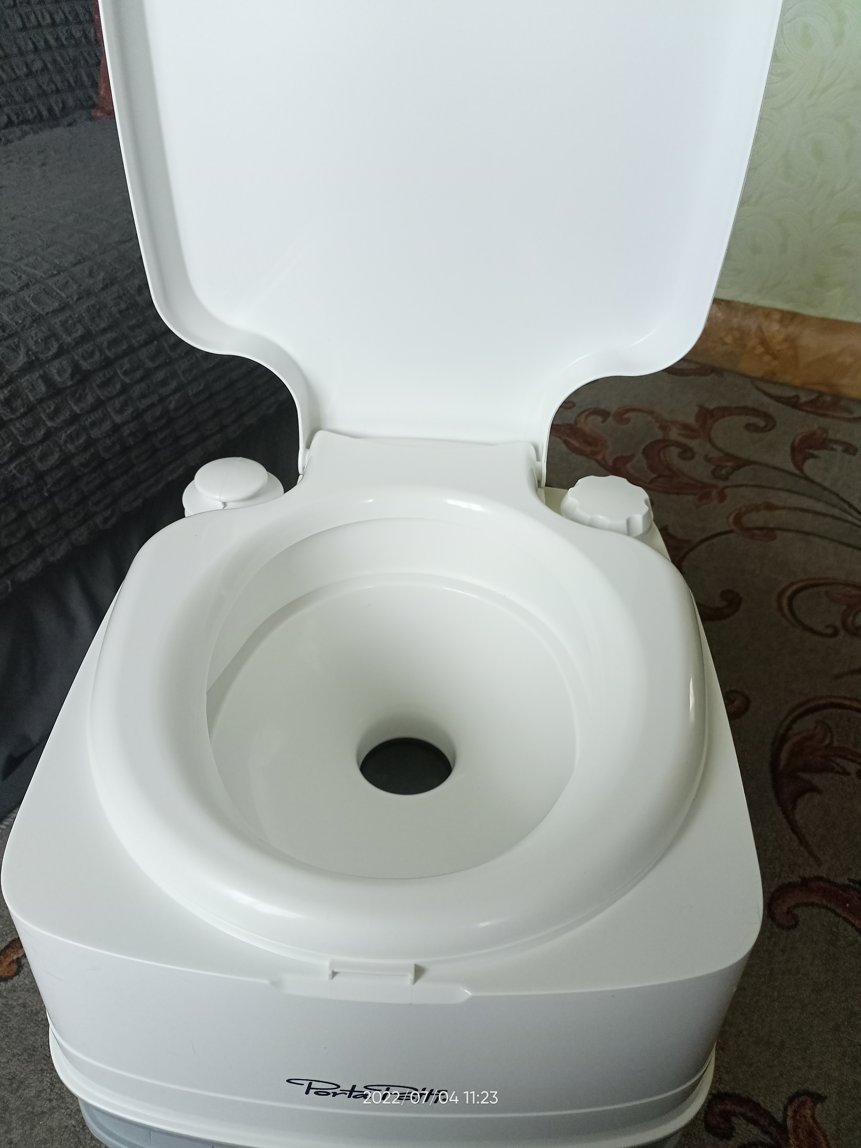 Биотуалет Thetford Porta Potti 165 White, белый - купить в Москве, цены на  Мегамаркет | 600001140540