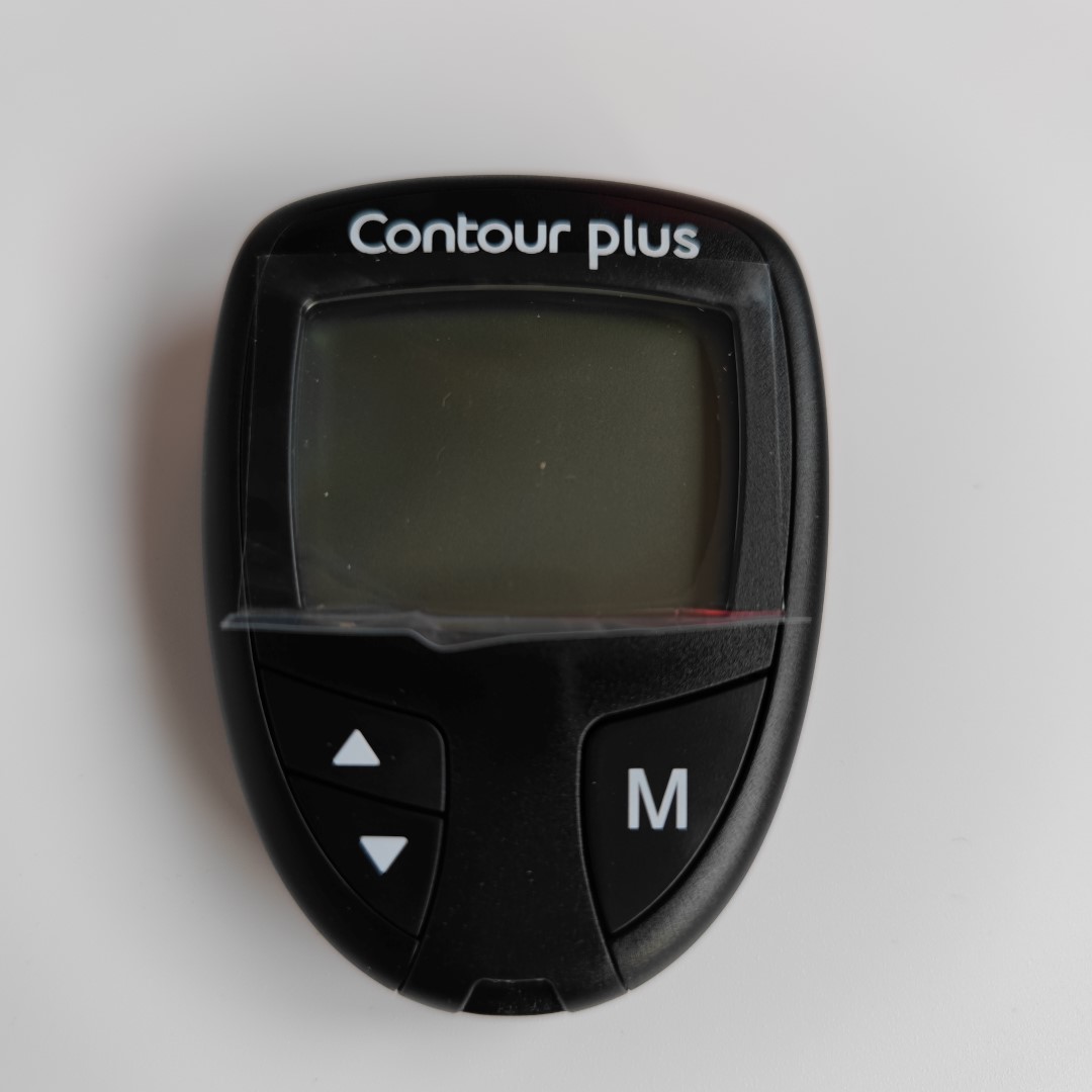 Глюкометр Contour Plus с покалывателем + тест-полоски Контур Плюс № 50 +  ланцеты №25 - купить в интернет-магазинах, цены на Мегамаркет | глюкометры  и тест-полоски для глюкометров  gl_contour_plus+tp_contour_plus_№50+lancets№25