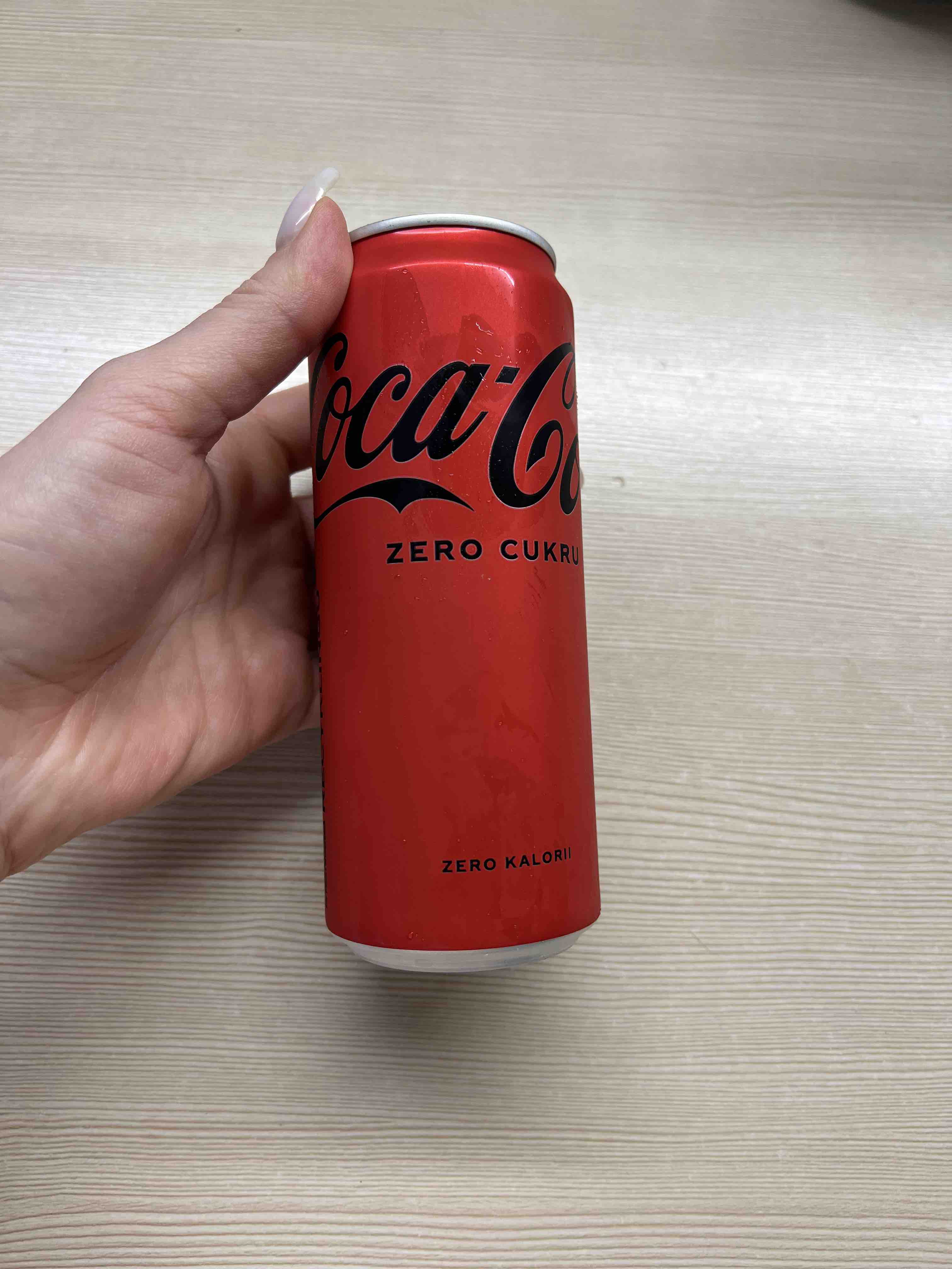 Напиток газированный Coca-Cola zero жестяная банка 0.33 л - отзывы  покупателей на маркетплейсе Мегамаркет | Артикул: 100023688411