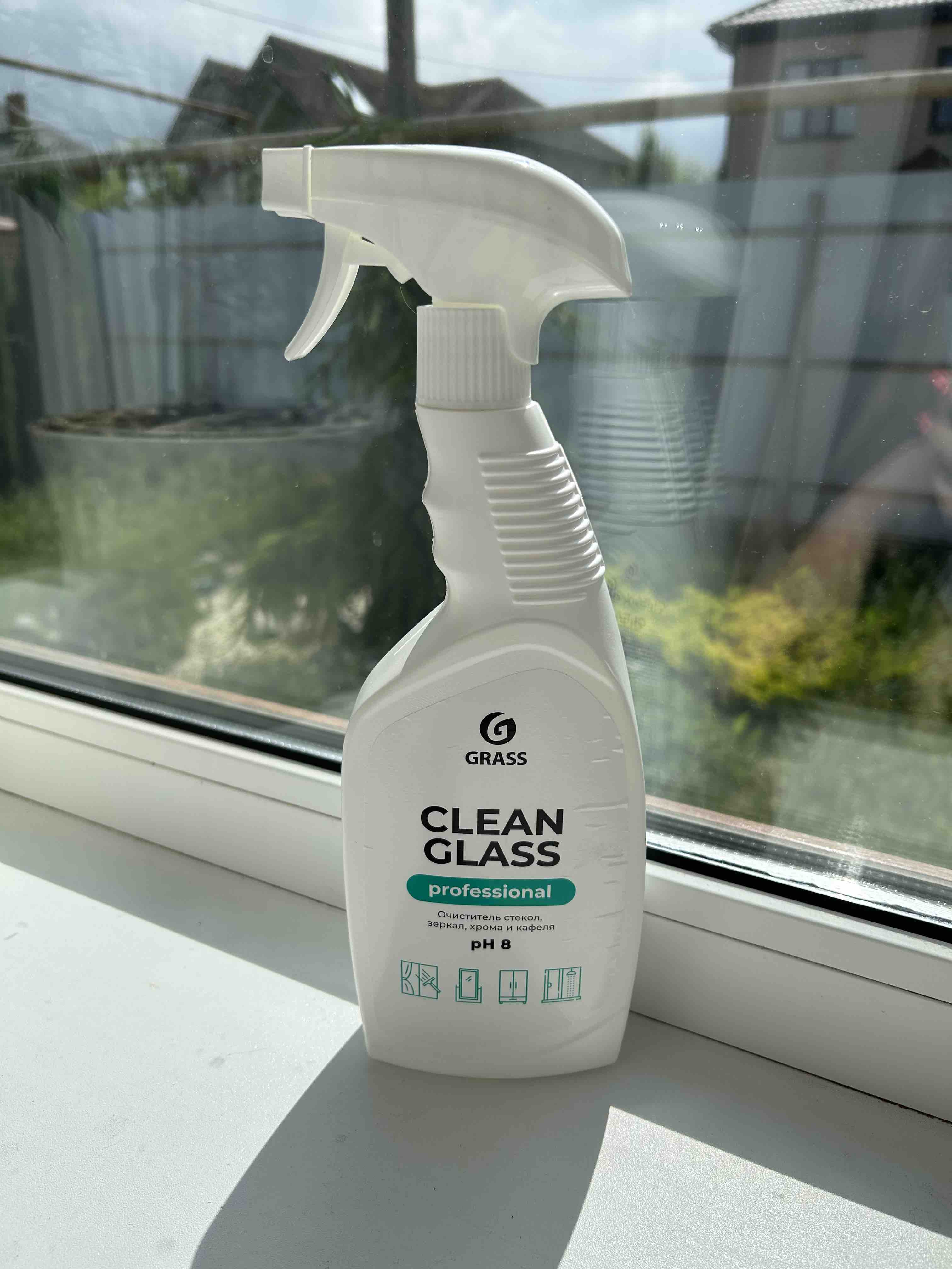 Grass clean glass 600мл. Очиститель стекол Грасс. Очиститель для стек. И зеркал "clean Glass" professional 600 мл. Grass арт.125552. Пенный очиститель стекол Грасс. Grass для зеркал.