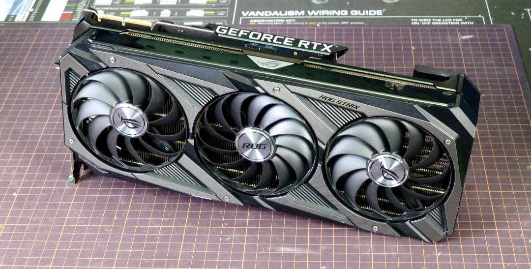 Видеокарта ASUS NVIDIA GeForce RTX 3090 24Gb (ROG-STRIX-RTX3090