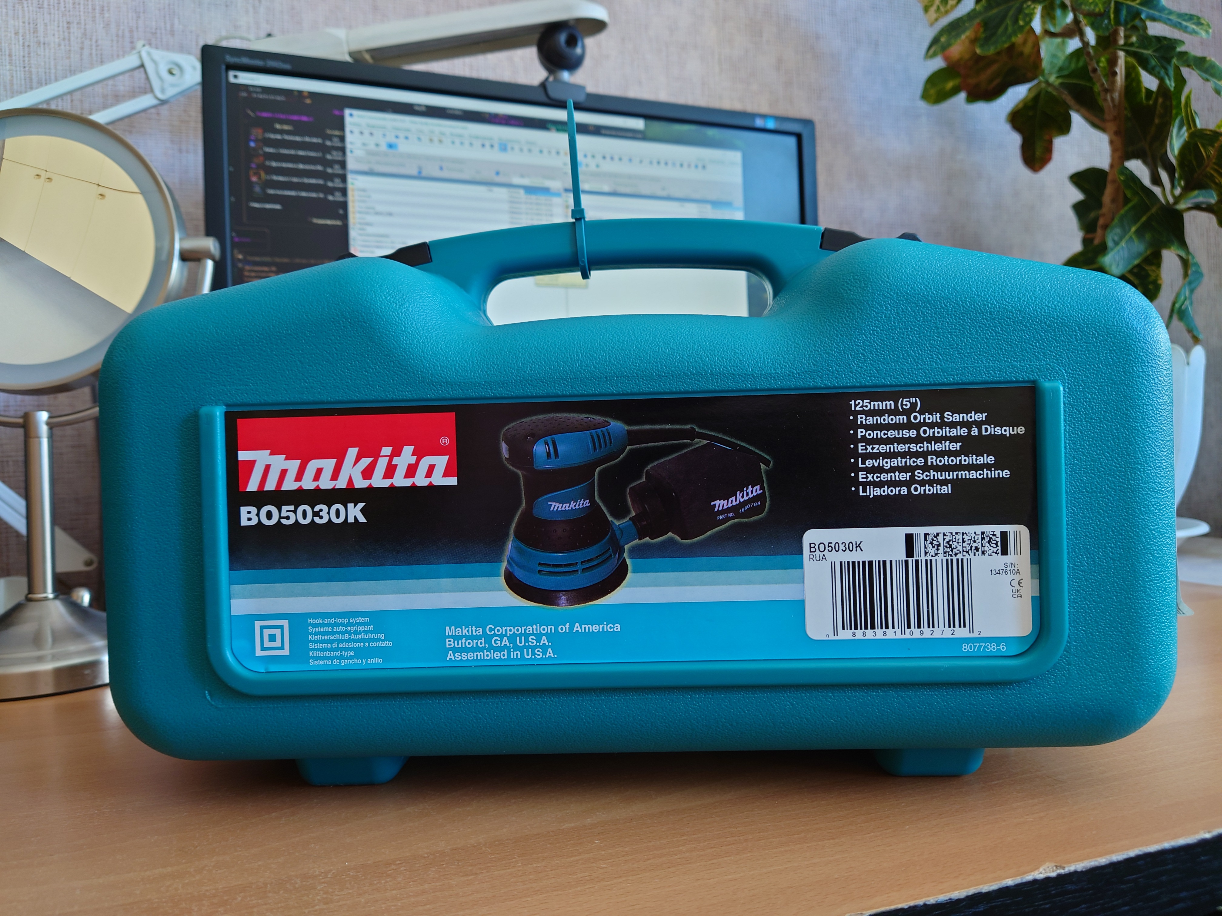 Makita b05030k deals