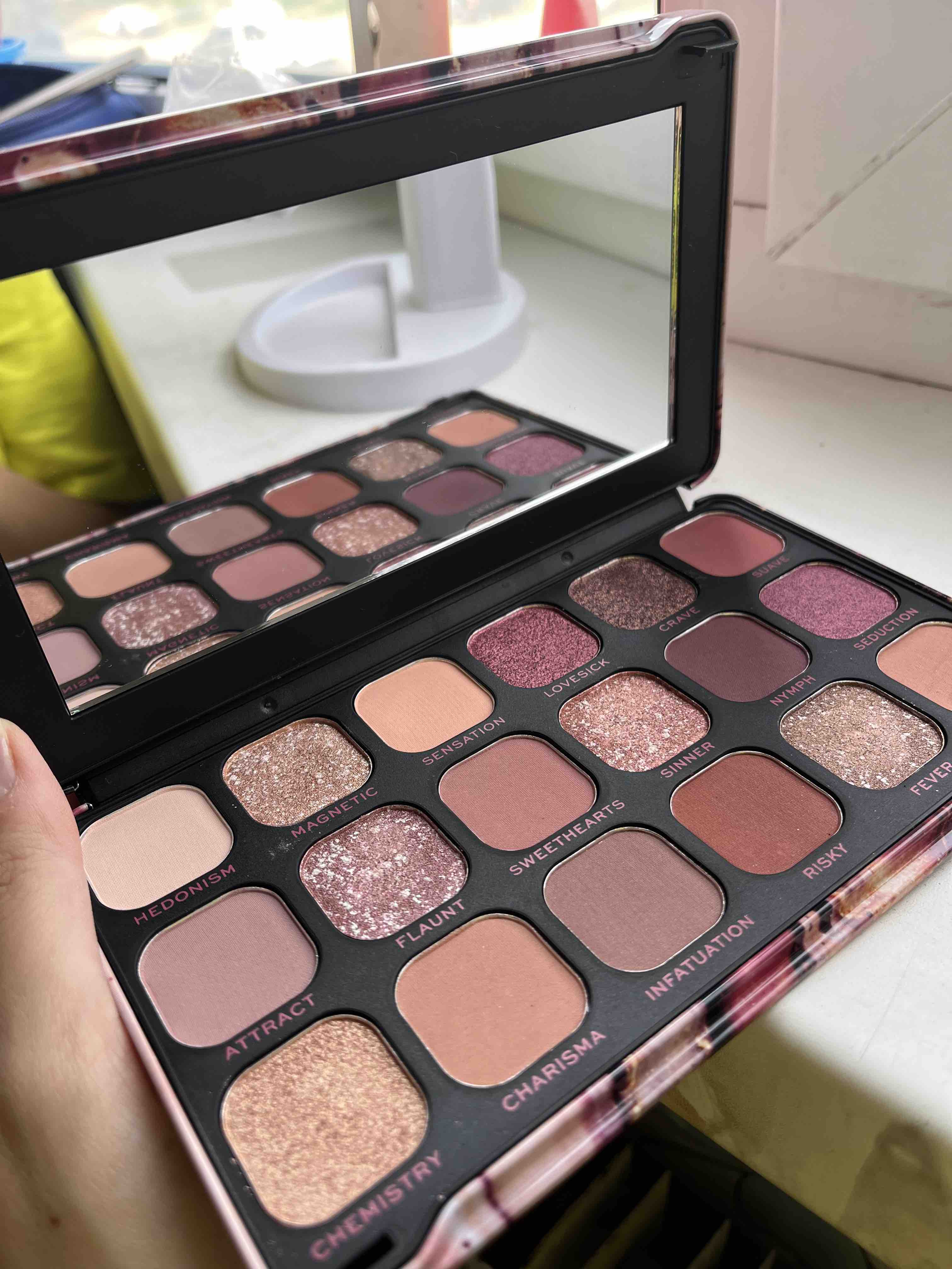 REVOLUTION MAKEUP Forever Flawless Allure 18 19 8 6165686