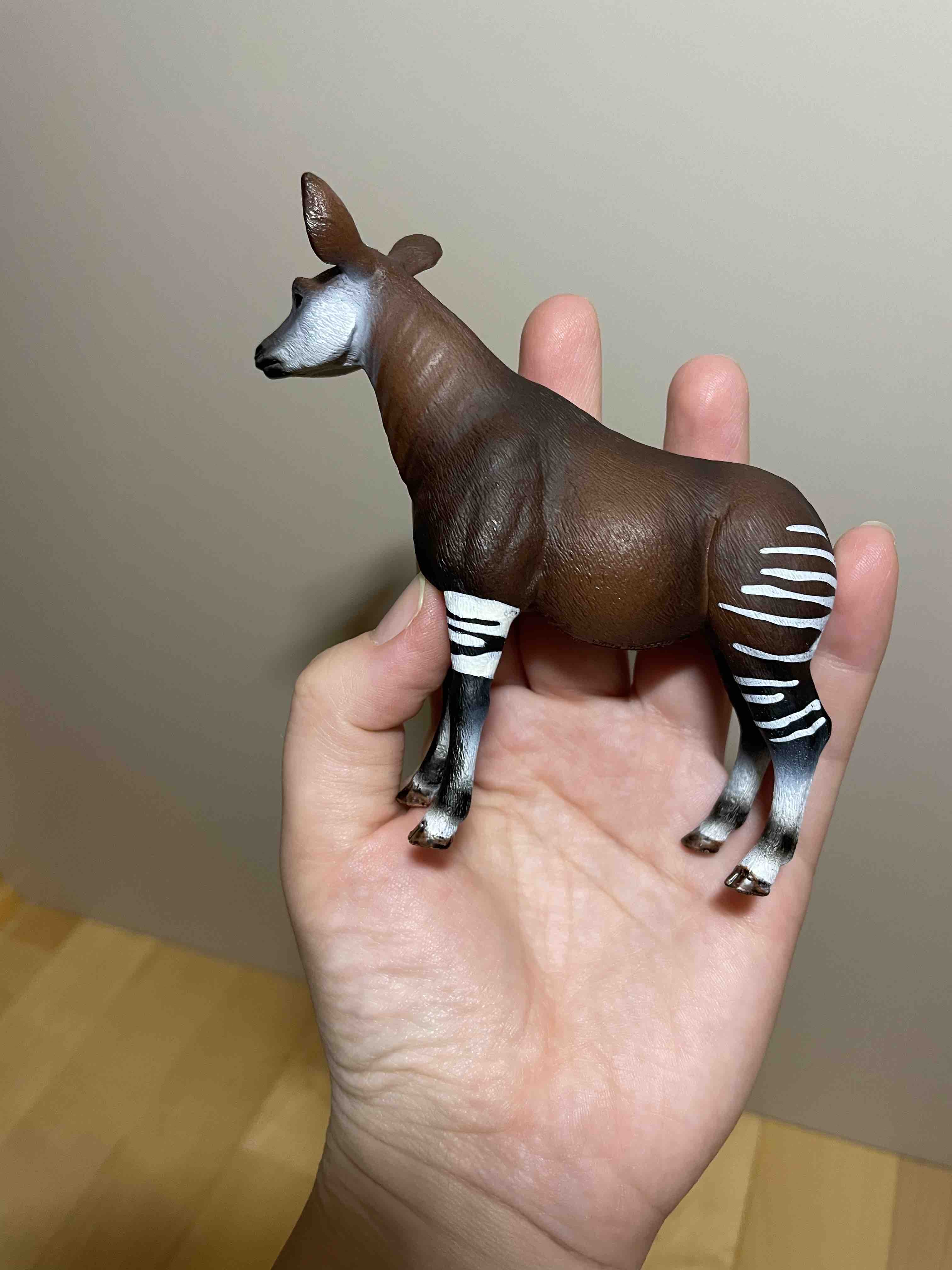 Купить фигурка Schleich Окапи, цены на Мегамаркет