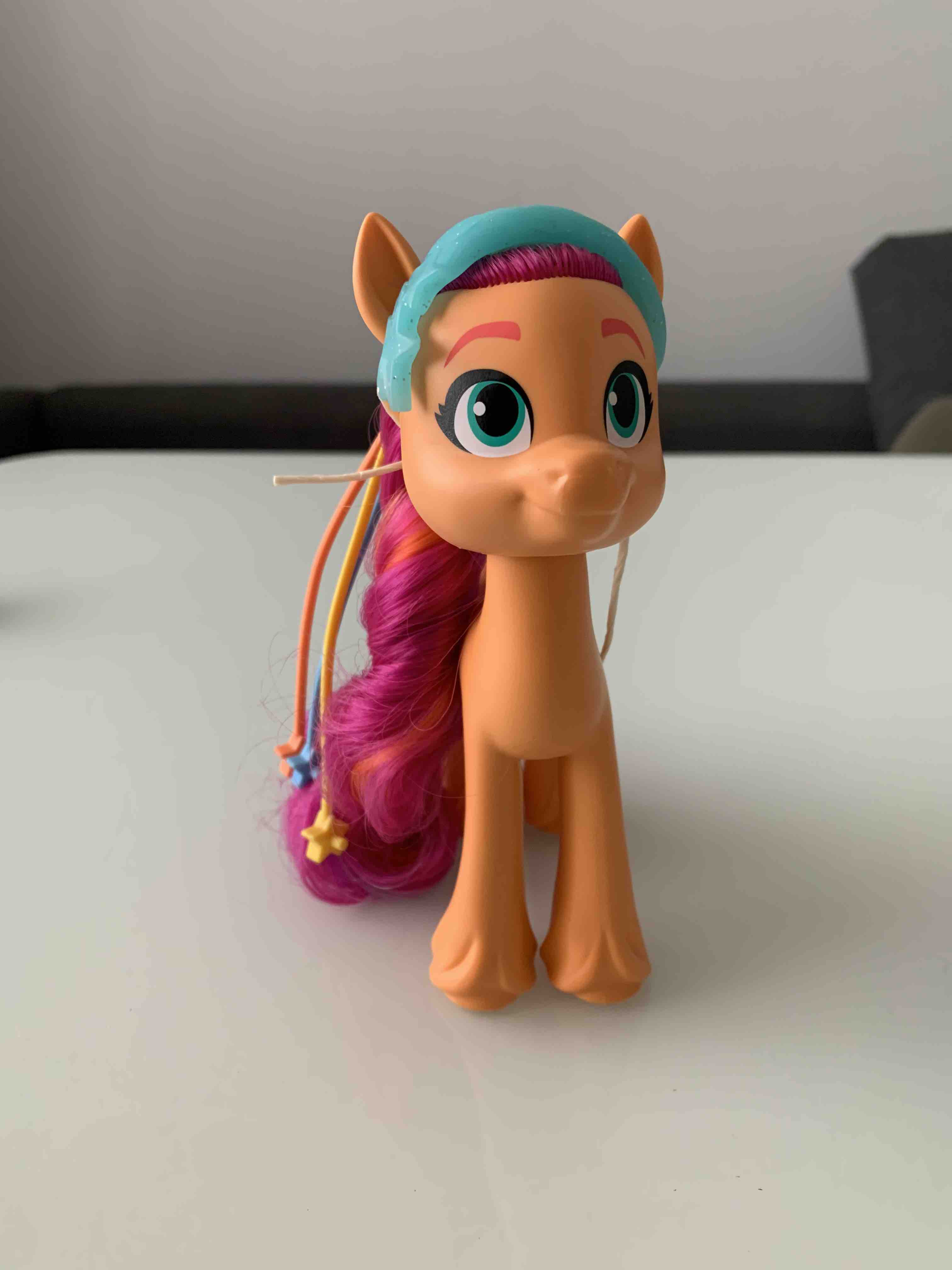 Отзывы о hasbro My Little Pony Пони фильм Радужные Волосы Санни F17945L0 -  отзывы покупателей на Мегамаркет | игровые наборы и фигурки F17945L0 -  100029467680