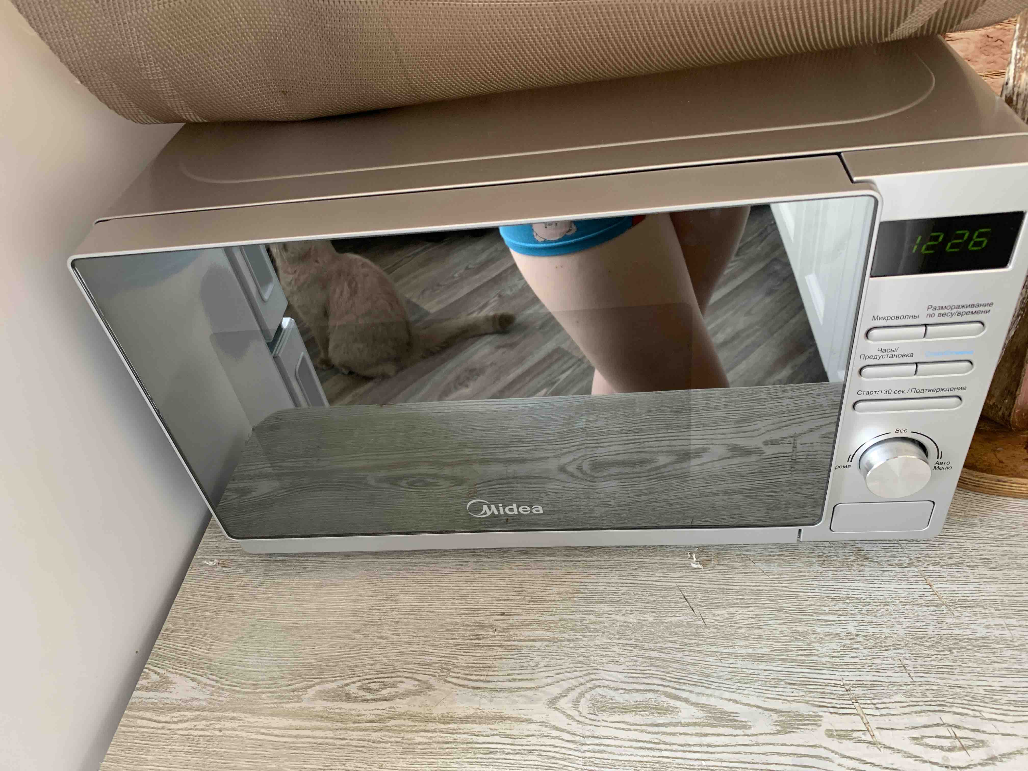 Микроволновая печь соло Midea AM720C4E-S mirror/silver - купить в APshop,  цена на Мегамаркет