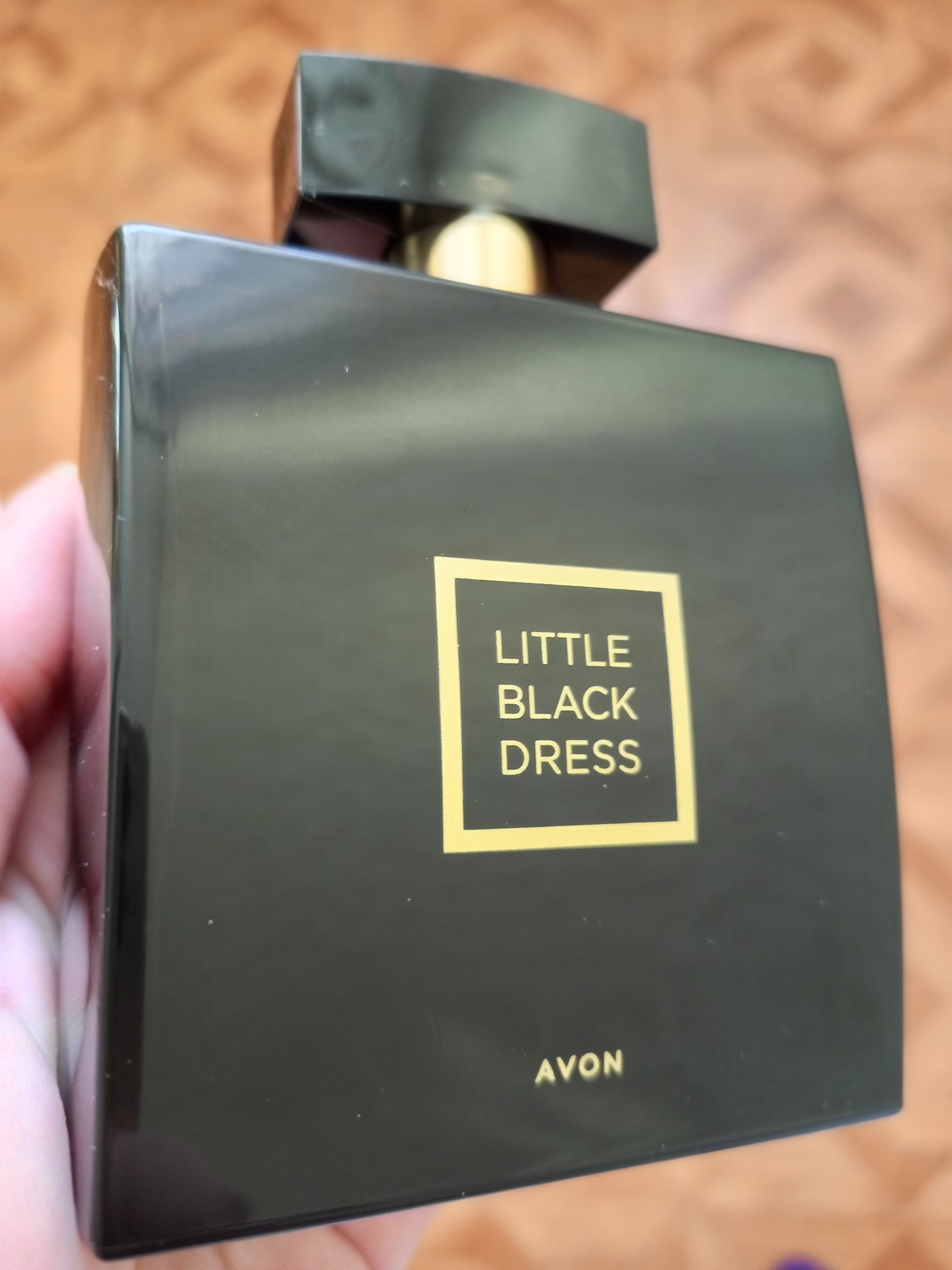 Парфюмерная вода AVON Little Black Dress, 10мл - отзывы покупателей на  Мегамаркет