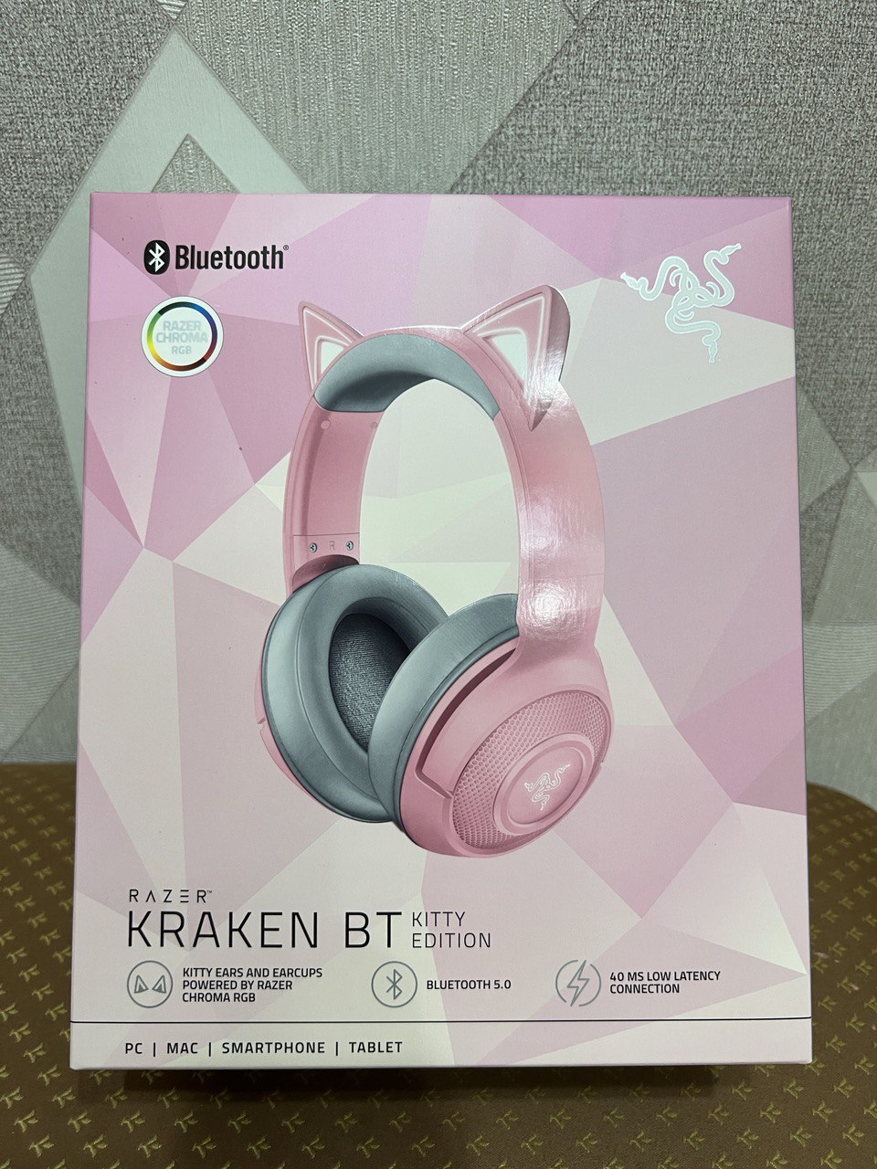 Наушники Razer Kraken Bt Kitty Edition Quartz Pink Rz04 03520100 R3m1 купить в Москве цены в 1488