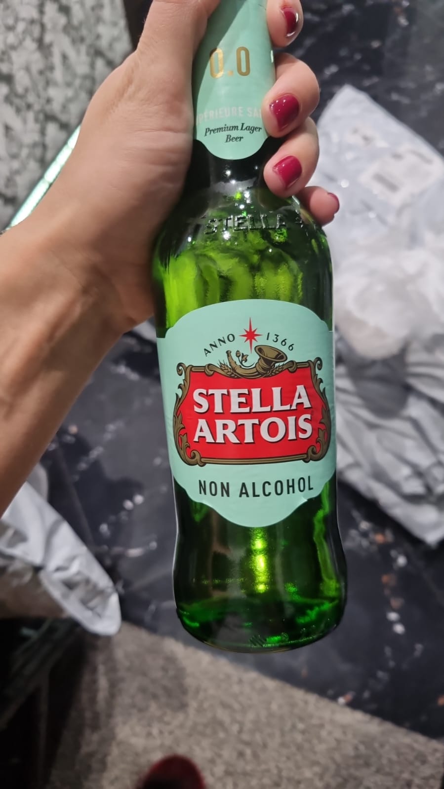 Купить пиво Stella Artois безалкогольное ячменное пастеризованное 0,44 л,  цены на Мегамаркет | Артикул: 100029009051