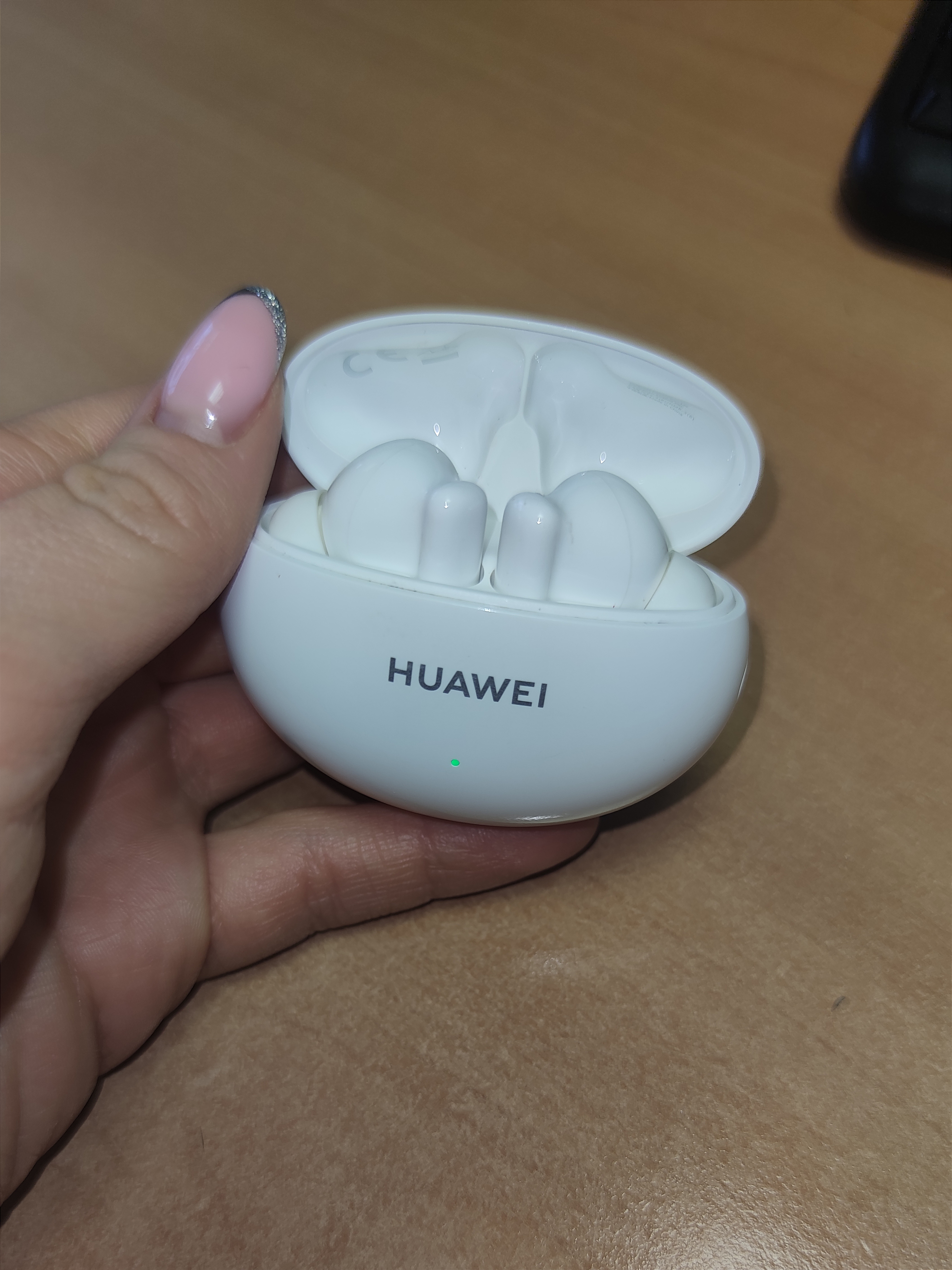 Беспроводные наушники Huawei Freebuds 4i Ceramic White, купить, цены в  интернет-магазинах на Мегамаркет