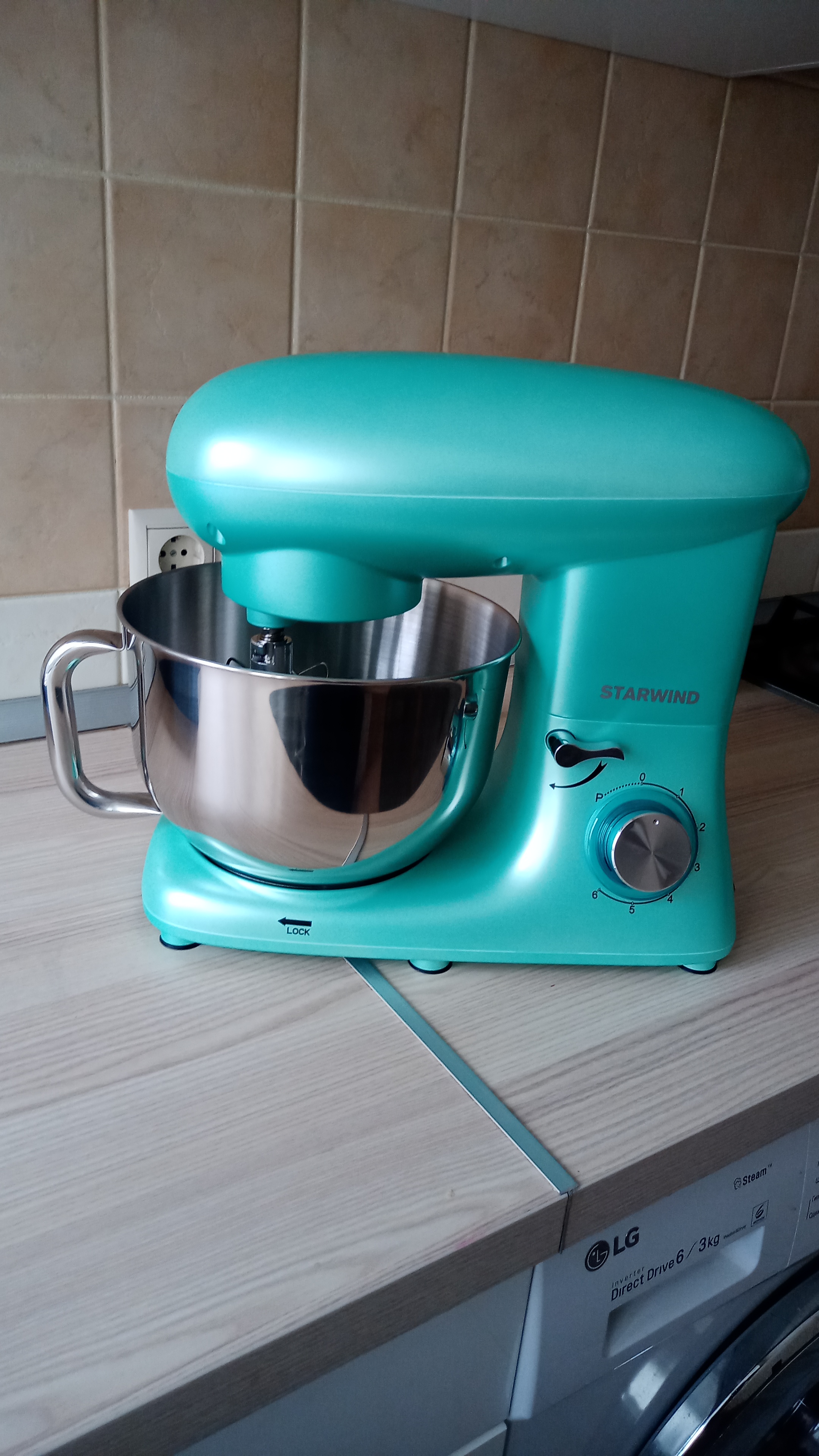 Миксер starwind 7169. Starwind spm7169. Планетарный миксер starwind spm5181. Starwind saf1231. Starwind планетарный миксер spm7169.