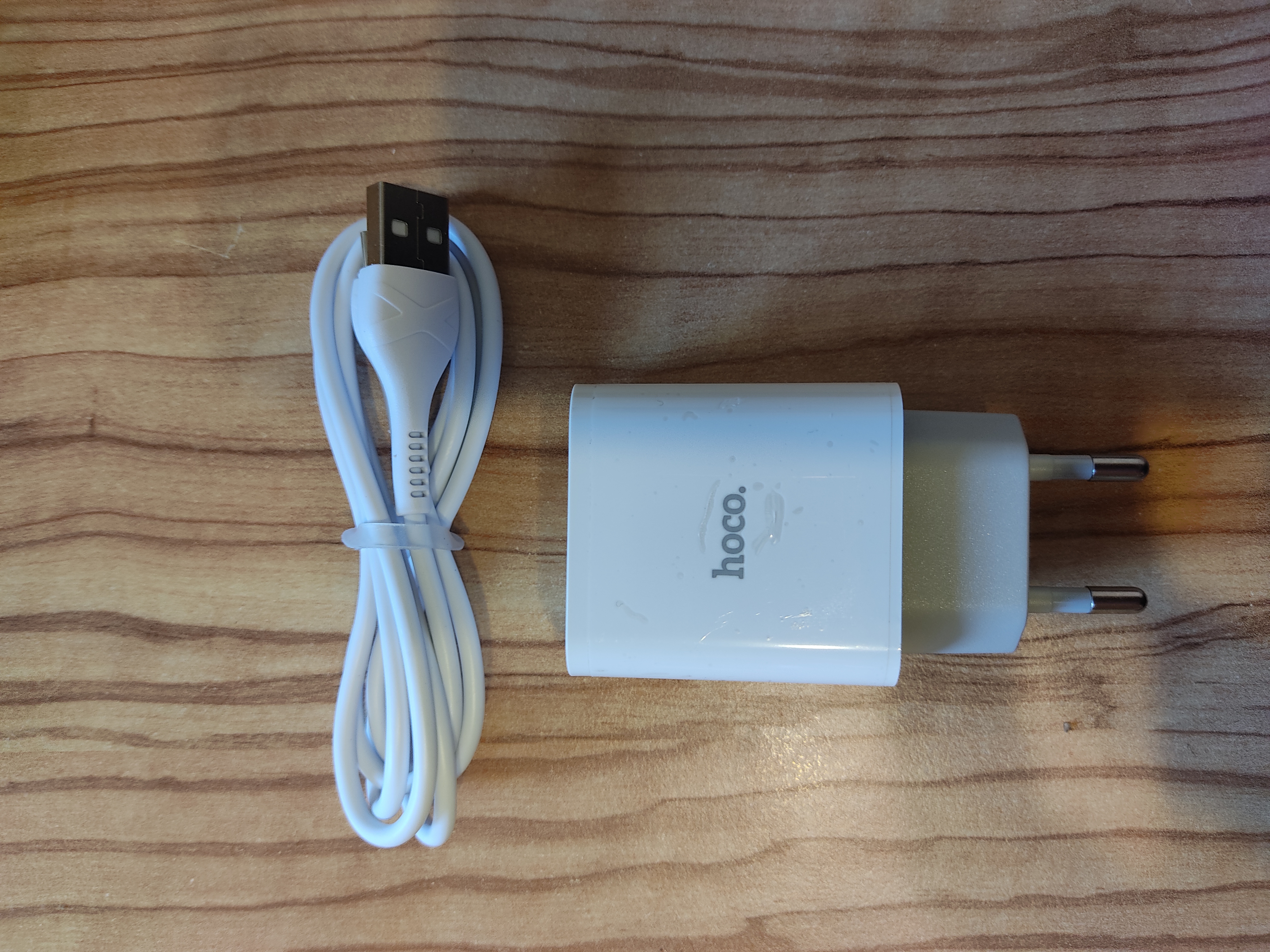 СЗУ с каб TC hoco CS81A (1USB) 18W QC3.0 цифр дисплей