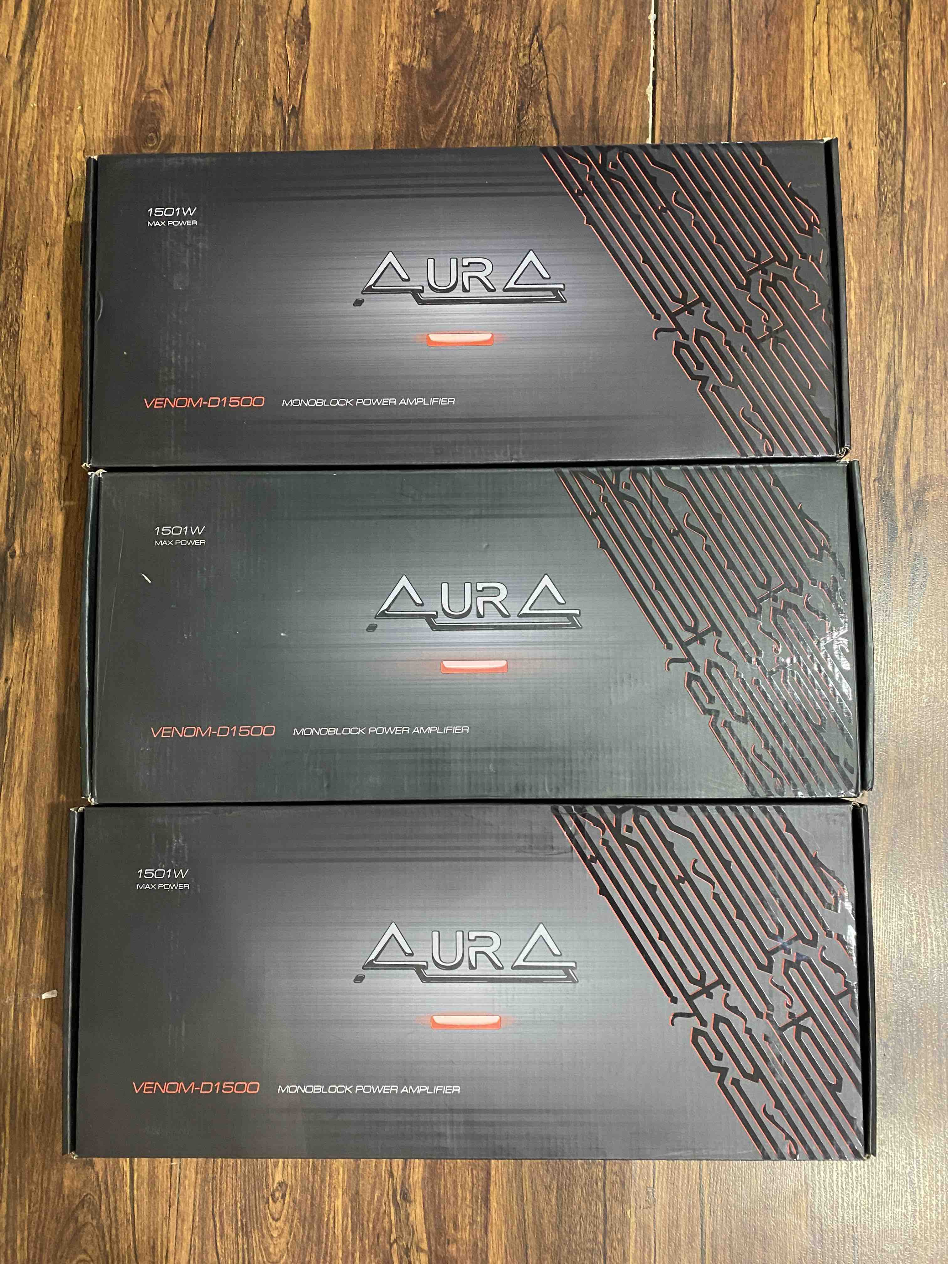 Aura venom dsp. Aura Venom d762dsp комплектация. Aura Venom d 2500.1. Усилитель Aura Venom-d4.150 Ultra провод. Аура Веном 3500.1.