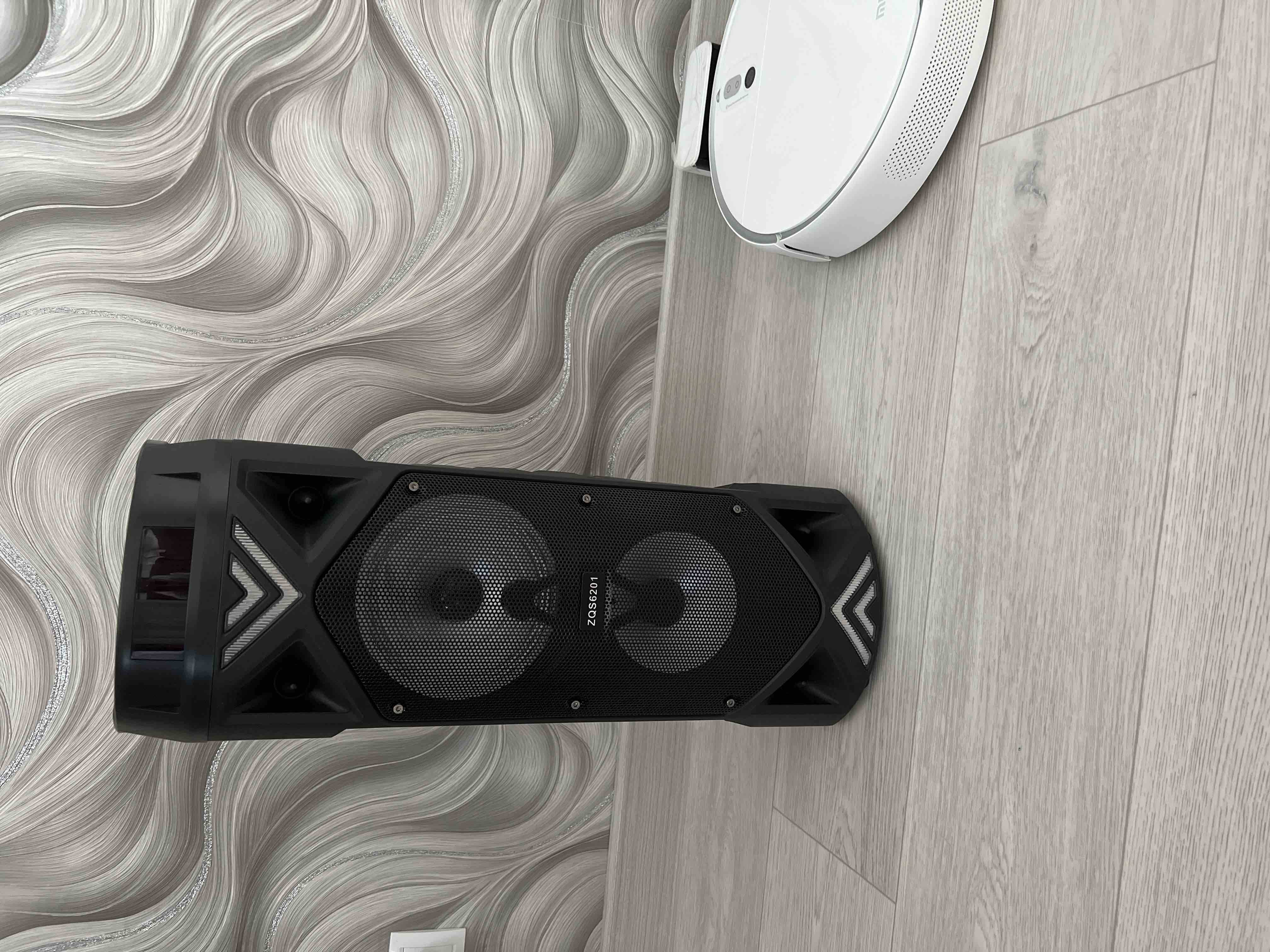 Портативная колонка BT Speaker ZQS-6201 Black - отзывы покупателей на  маркетплейсе Мегамаркет | Артикул: 600001714411