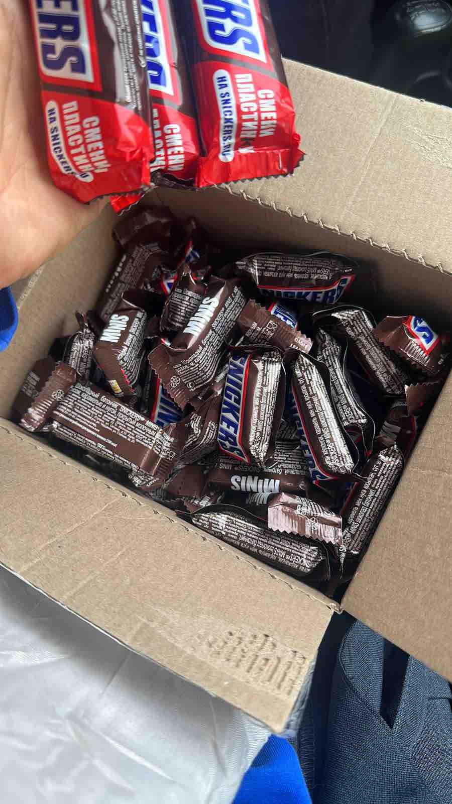 Шоколадные конфеты Snickers Minis, Молочный шоколад, Арахис, Нуга,  Карамель, Коробка, 1кг - купить в Right shop, цена на Мегамаркет