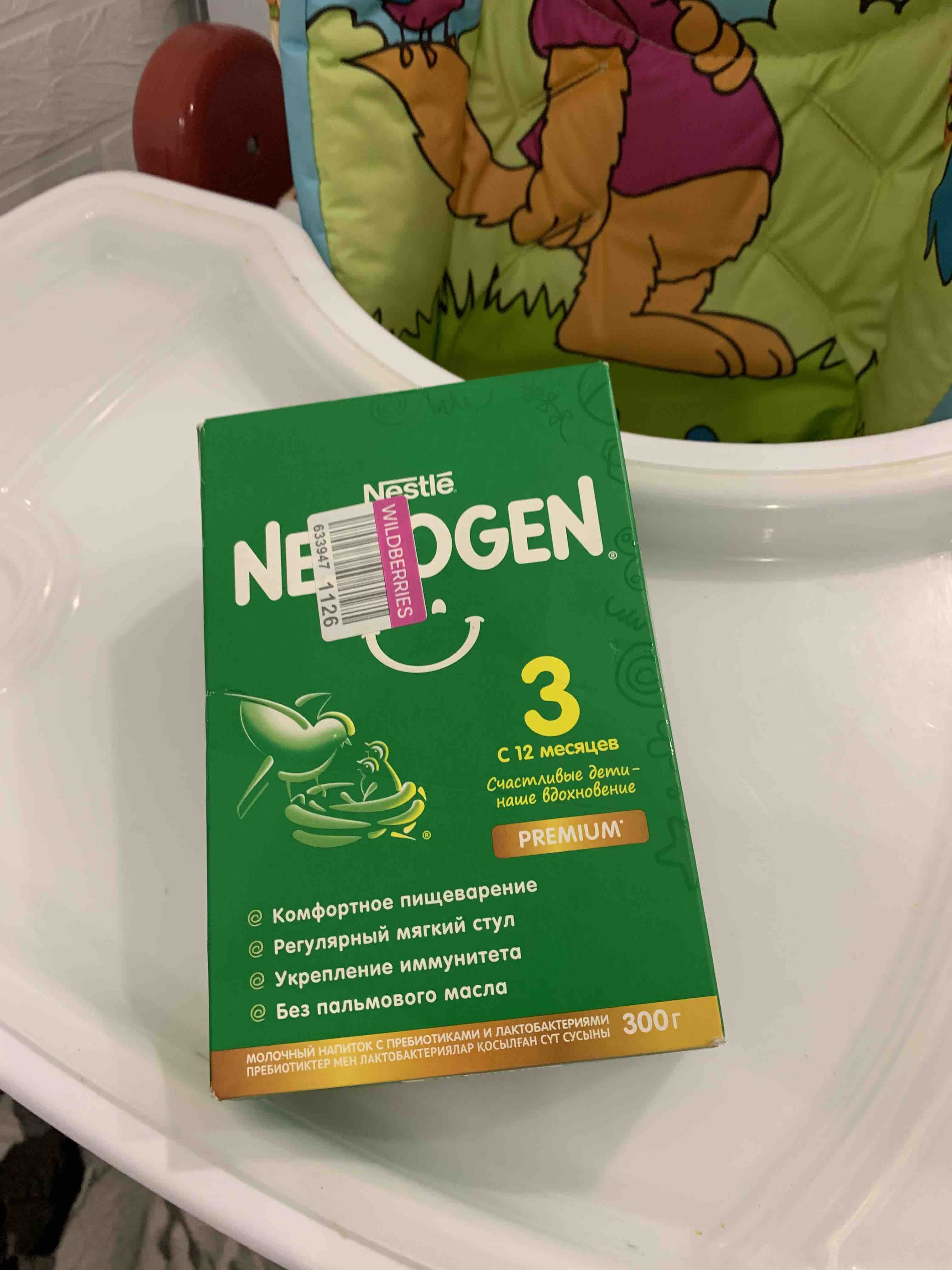 Есектегі апаны көру Әдемі шырынды бөкселер