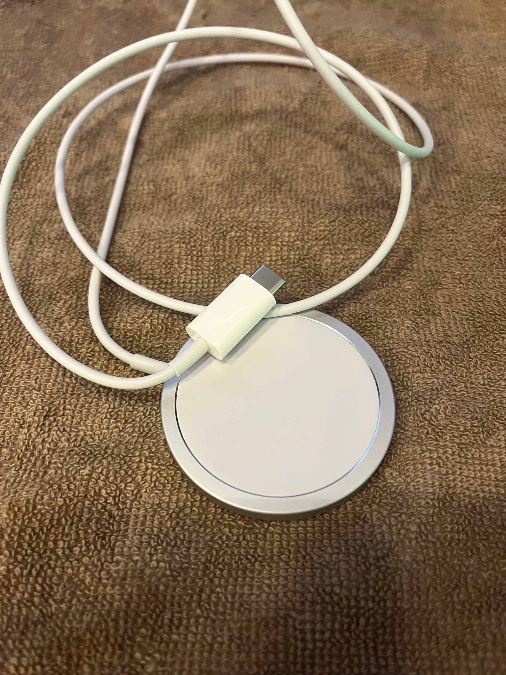 Бзу apple magsafe charger mhxh3ze a обзор