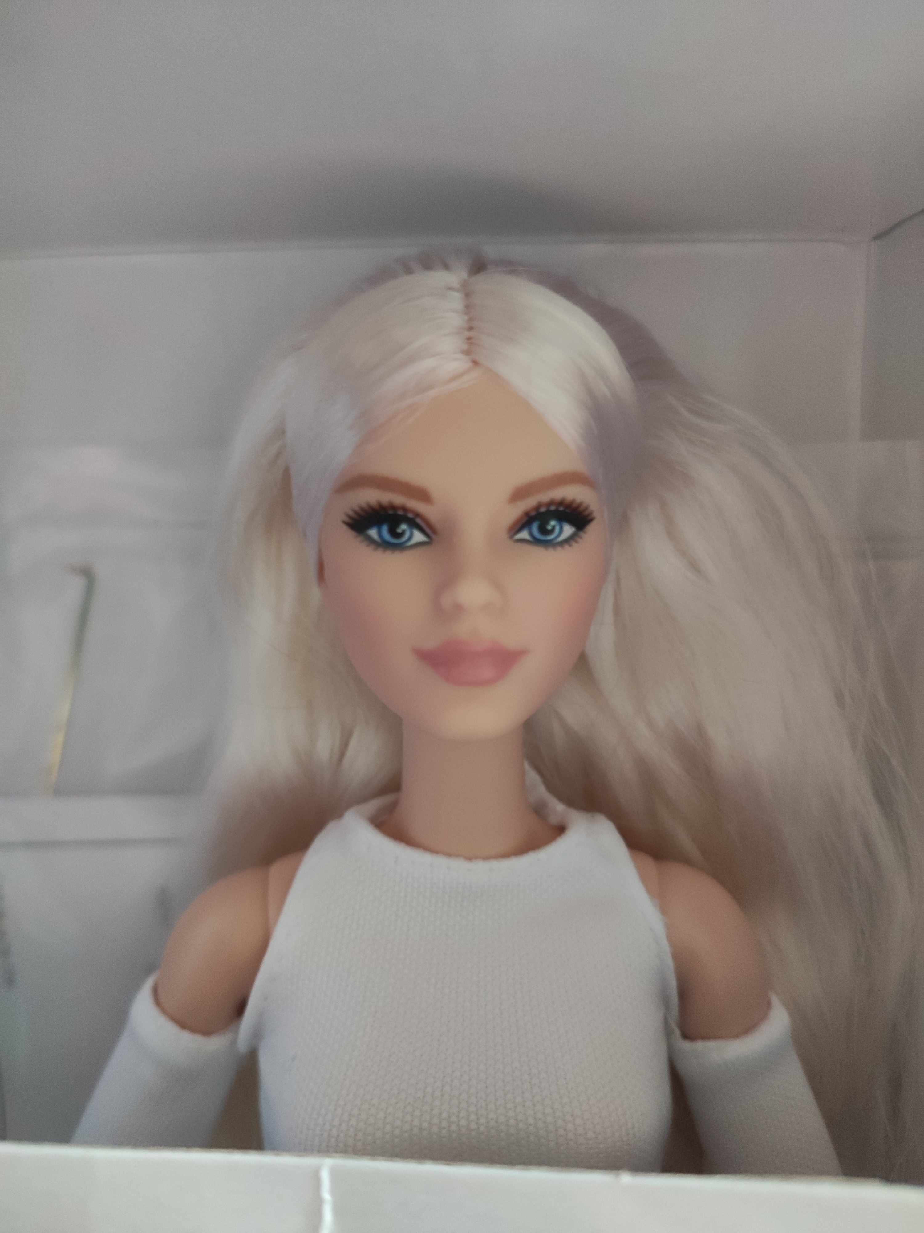 Отзывы о кукла Barbie Looks № 6 Блондинка, GXB28 - отзывы покупателей на  Мегамаркет | куклы Barbie GXB28 - 600005524478