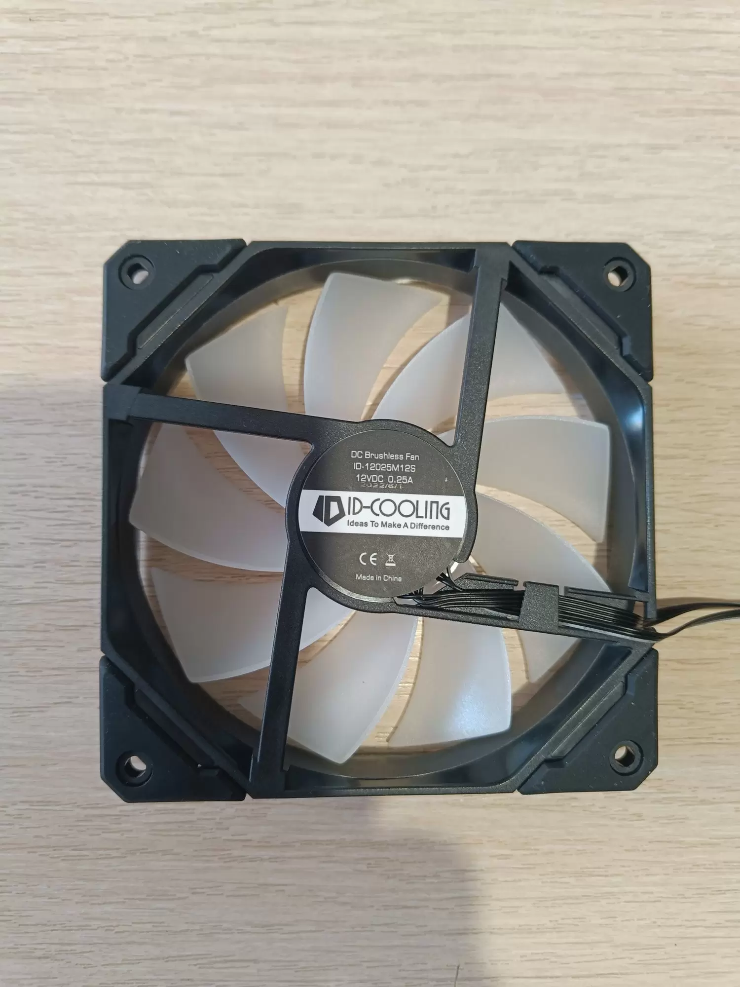 Tf 12025 argb. ID-Cooling TF-12025-ARGB. TF-12025-Pro-ARGB. TF-12025-ARGB-Trio. Вентилятор ID-Cooling TF-12025-ARGB-Snow.