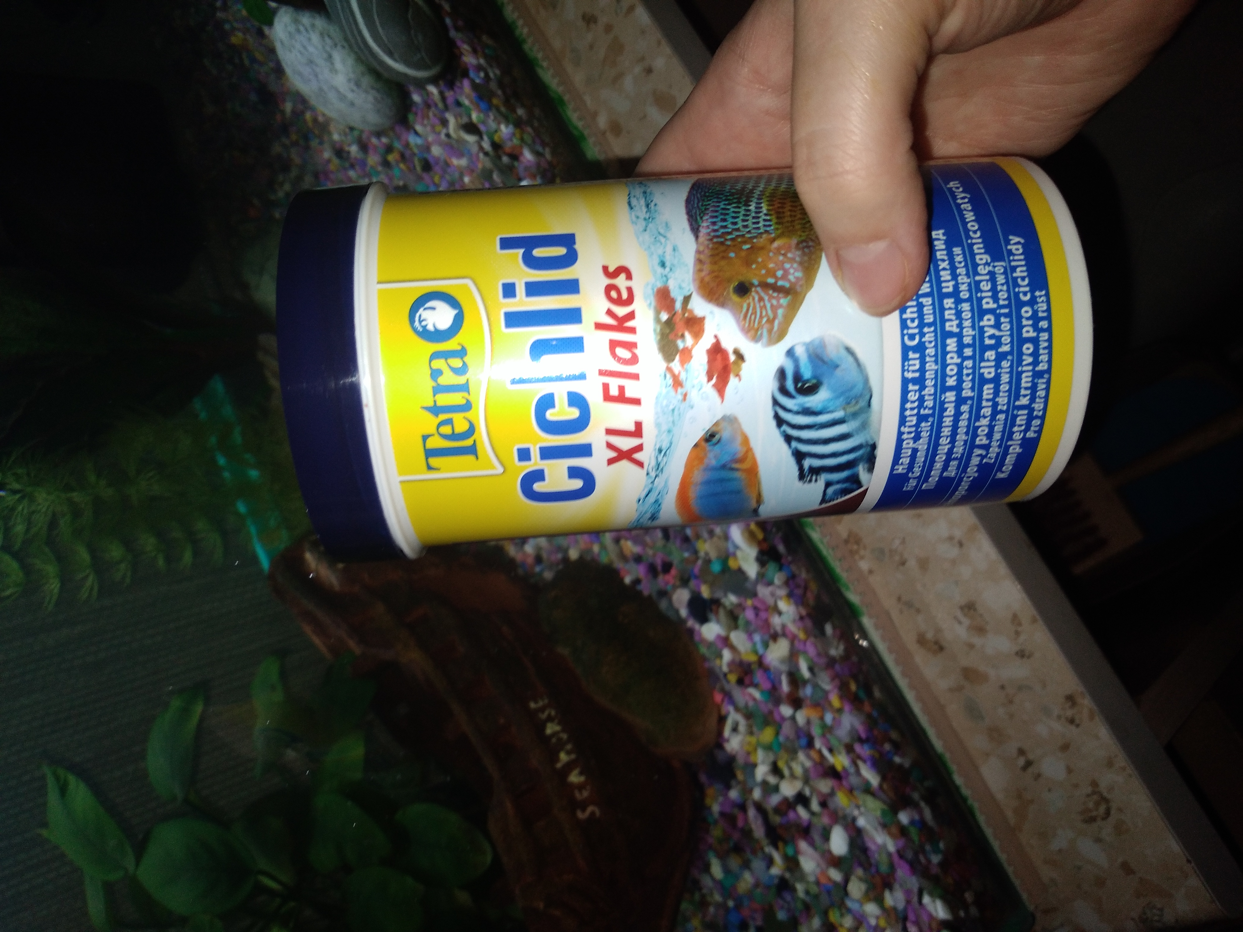 Корм для всех видов цихлид Tetra Cichlid XL Flakes, хлопья, 1 л - купить в  Sale4pets, цена на Мегамаркет