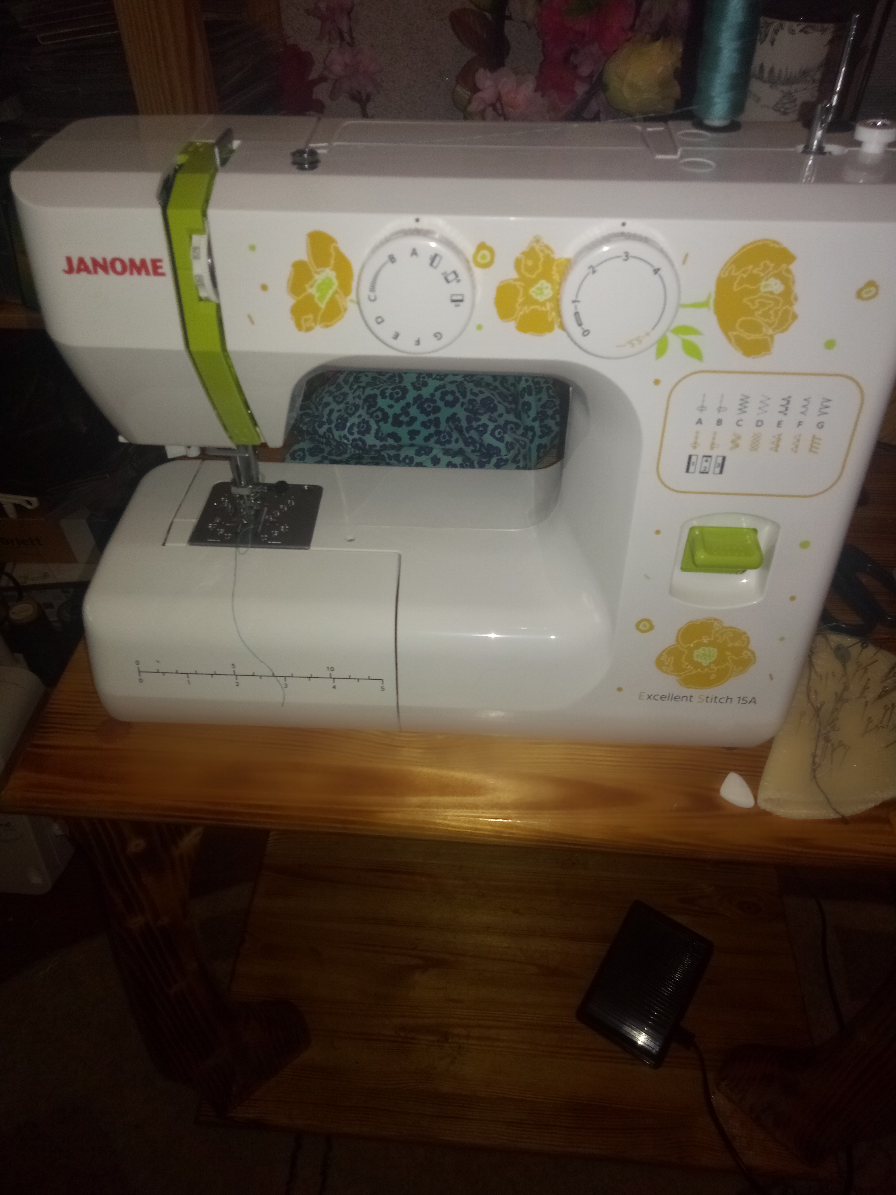 Швейная машина Janome Excellent Stitch 15A - купить в МЕГАЛАЙК, цена на  Мегамаркет