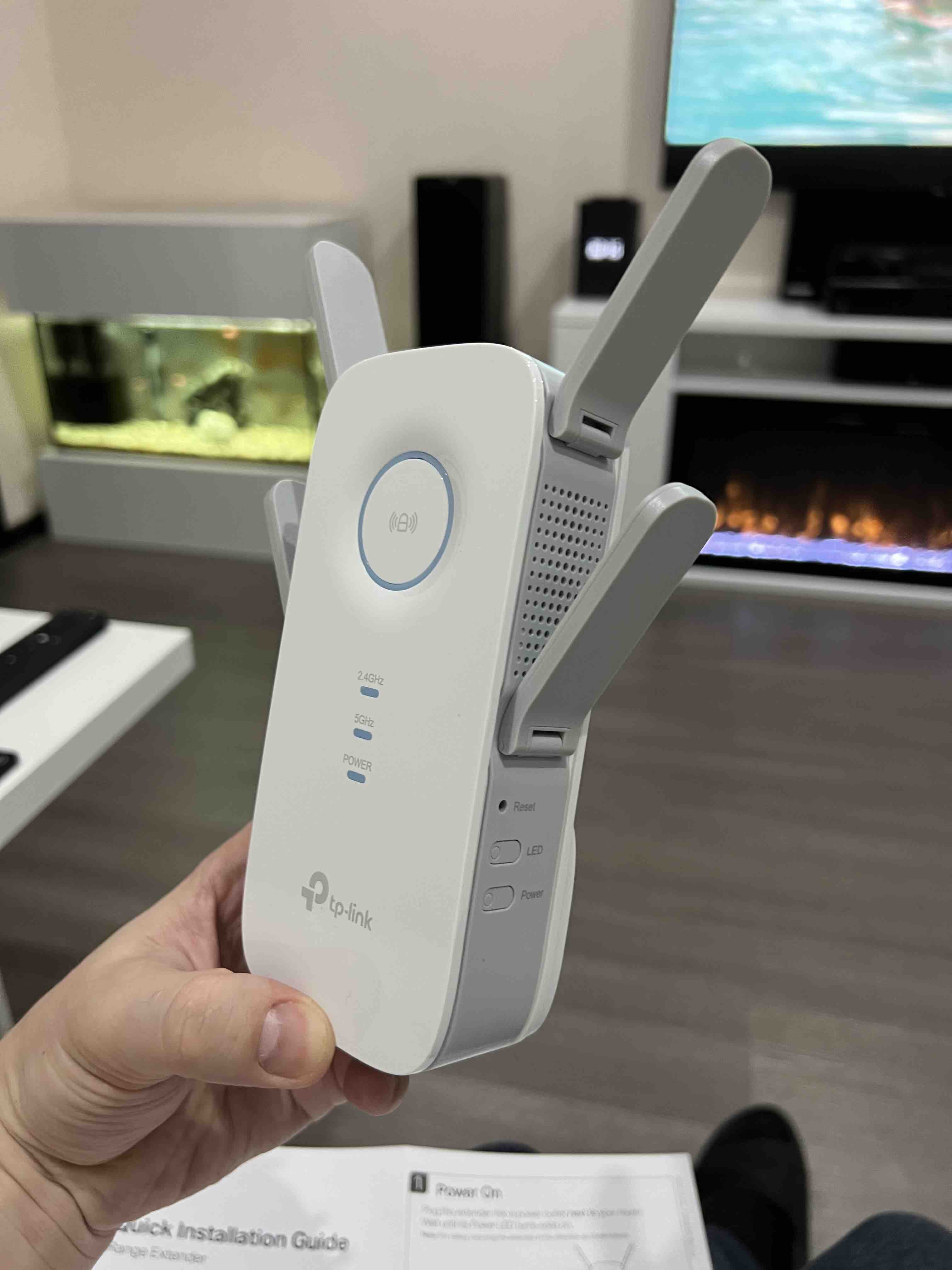 Ретранслятор Wi-Fi сигнала TP-Link AC2600 RE650 (EU) 1.0 White - купить в  Компьютерная Техника, цена на Мегамаркет