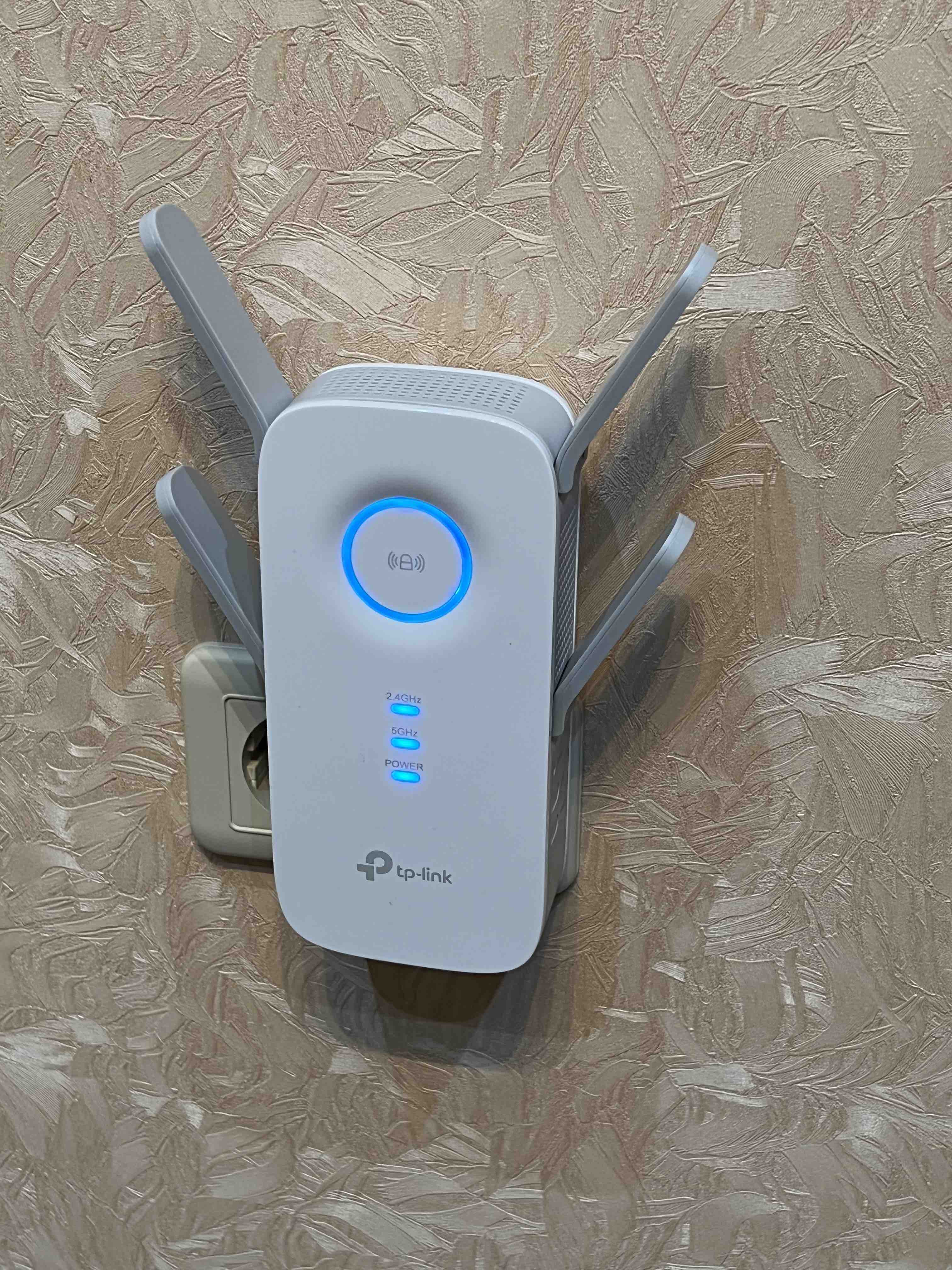 Ретранслятор Wi-Fi сигнала TP-Link AC2600 RE650 (EU) 1.0 White - купить в  Компьютерная Техника, цена на Мегамаркет