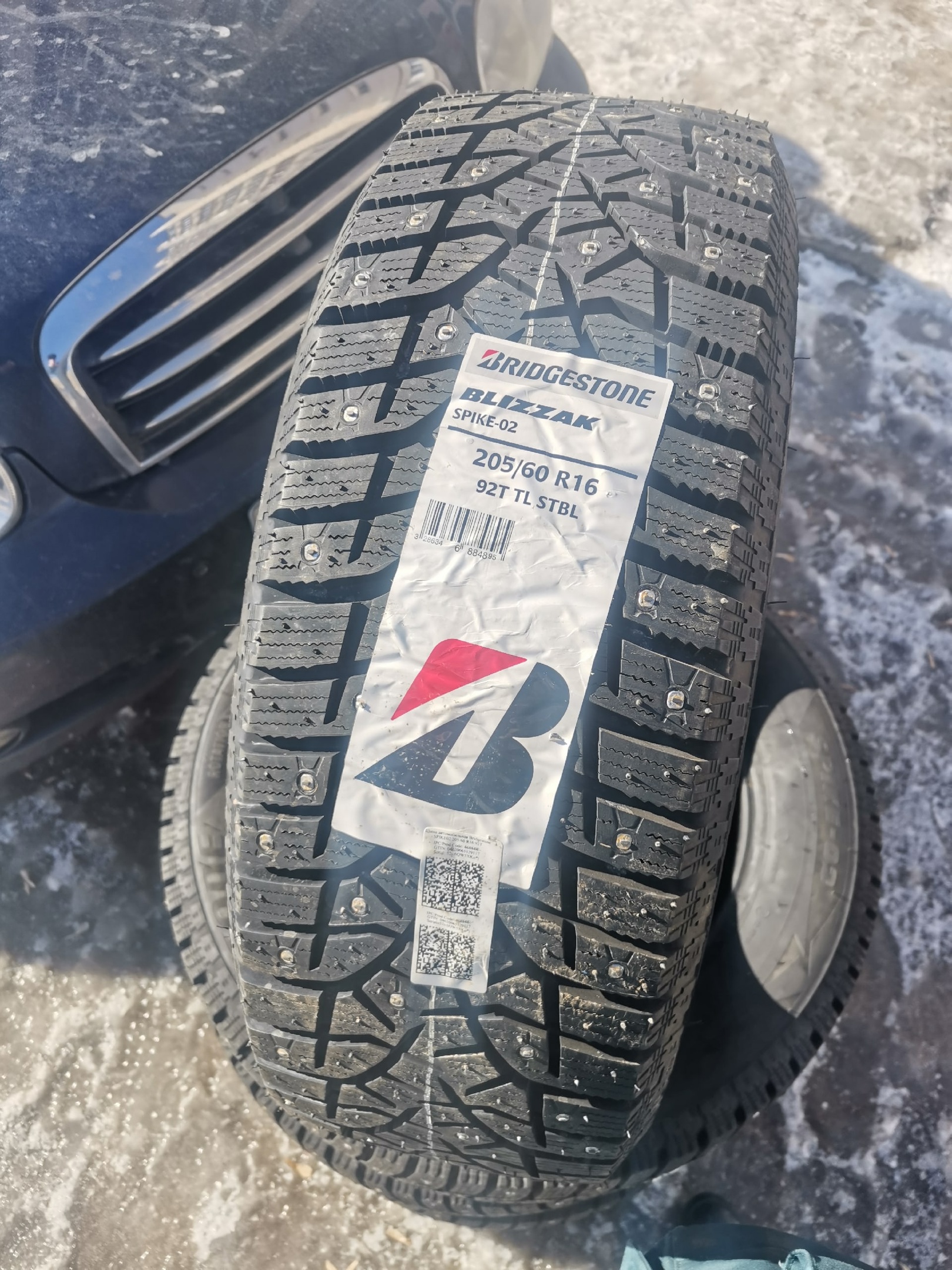 Купить шины BRIDGESTONE Blizzak SPIKE-02 205/60 R16 92T 468848 в Москве,  цены на Мегамаркет | Артикул: 100022981983