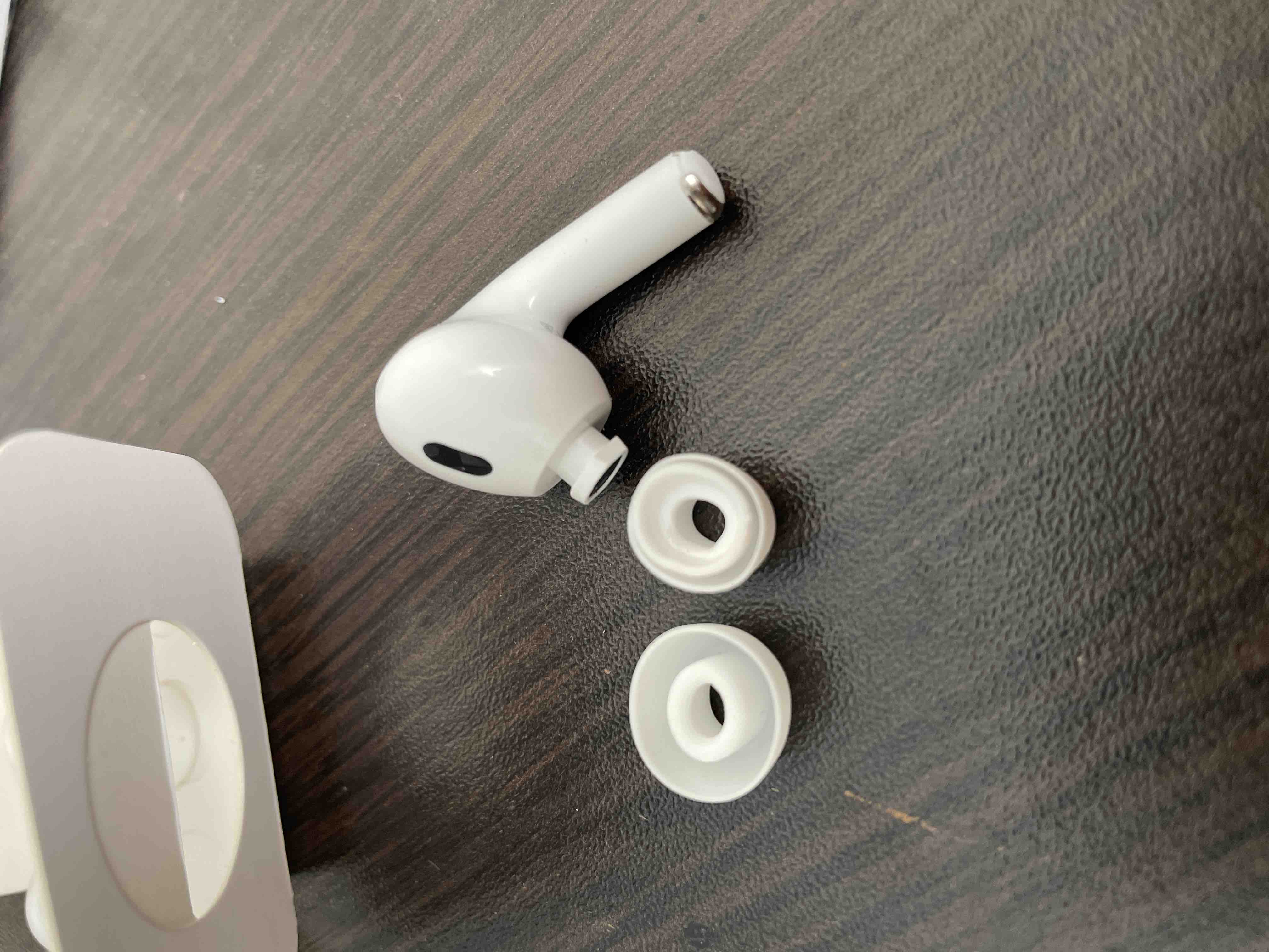 Беспроводные наушники Wireless headphones Pro 2 White - отзывы покупателей  на маркетплейсе Мегамаркет | Артикул: 600010690130