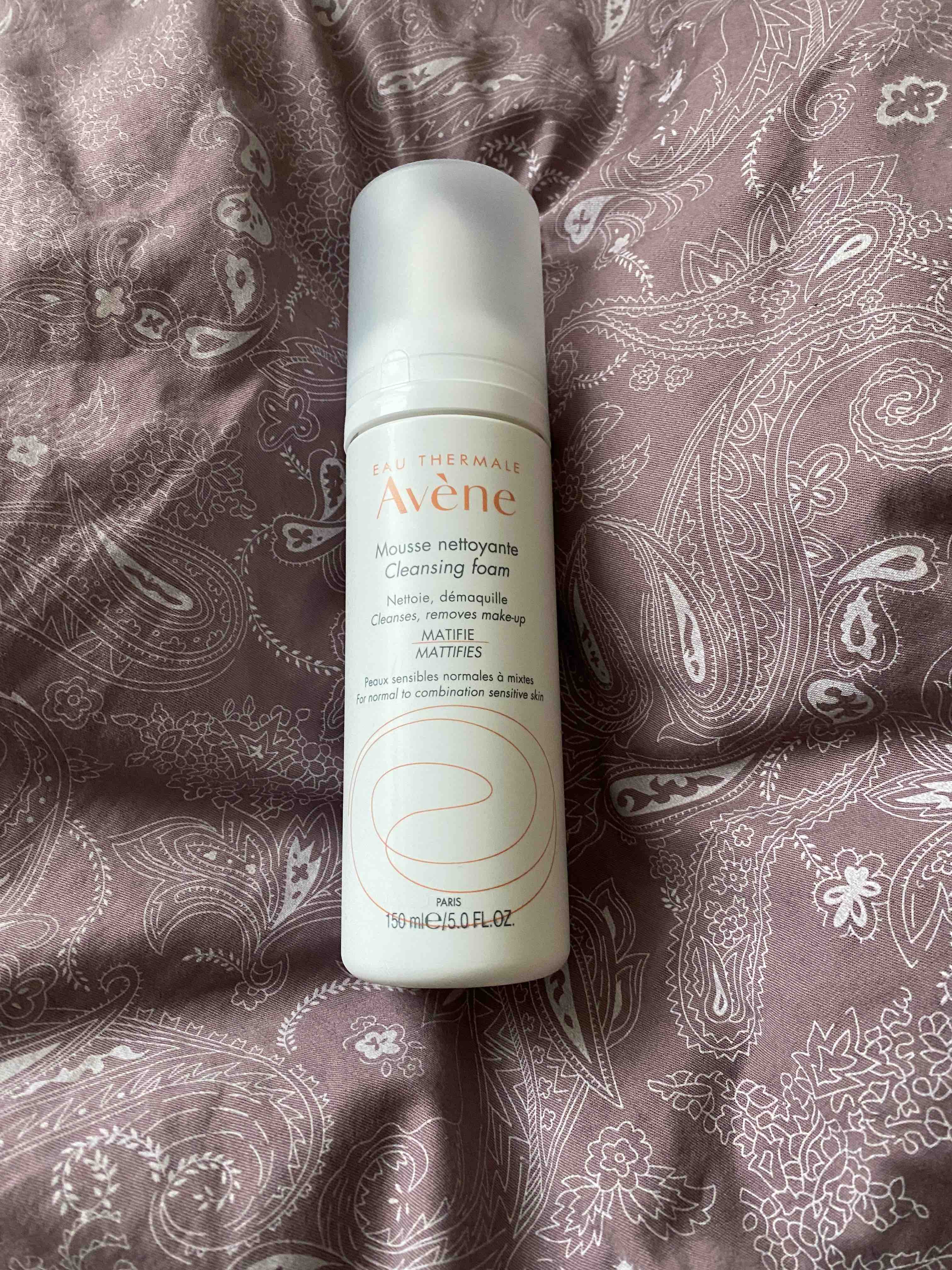 Avene для умывания отзывы. Avene пенка. Пенка для умывания Avene. Авен умывалка для лица. Авене умывалка для всех типов кожи.