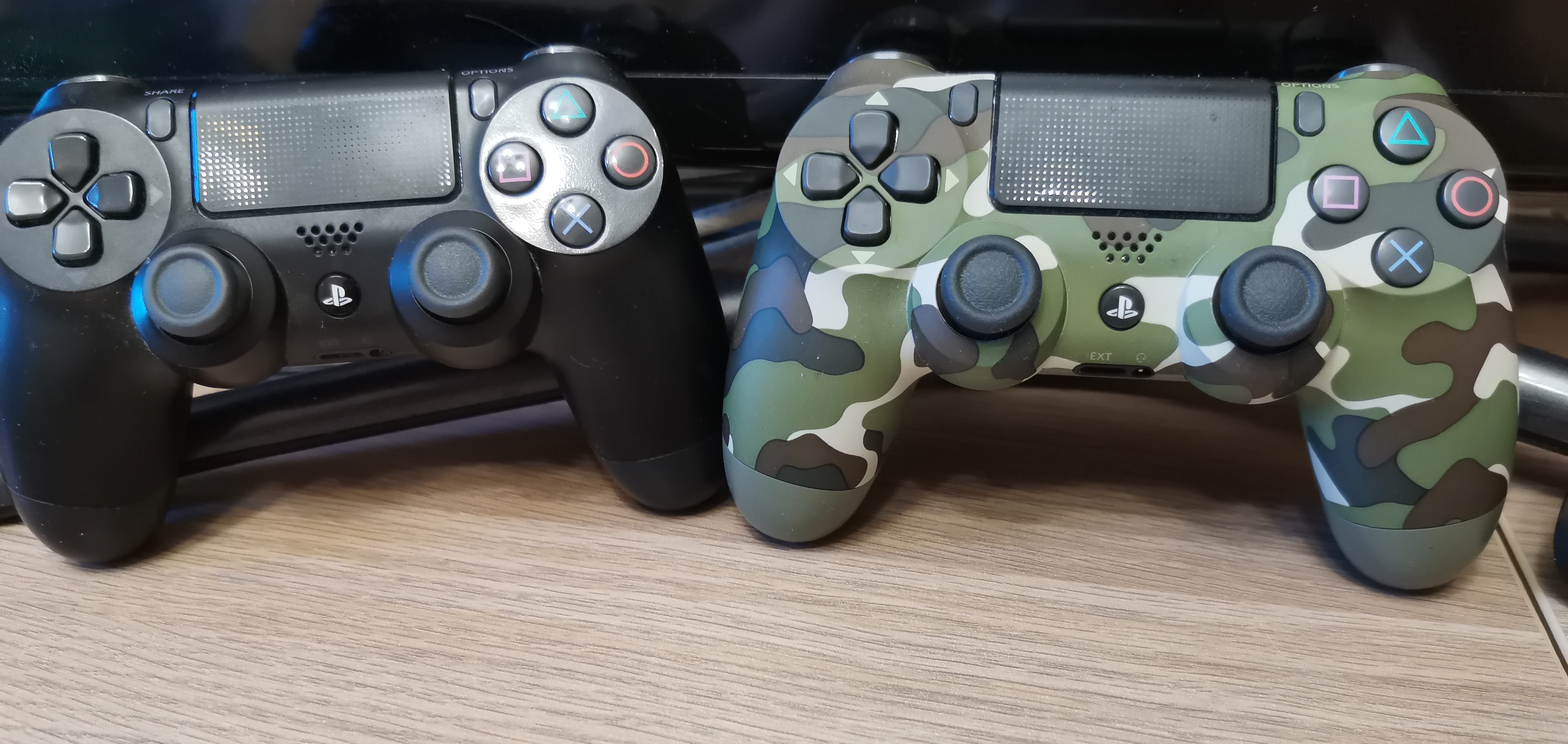 Геймпад Sony DualShock 4 для Playstation 4 Camouflage (CUH-ZCT2E) - отзывы  покупателей на маркетплейсе Мегамаркет | Артикул: 100023216231