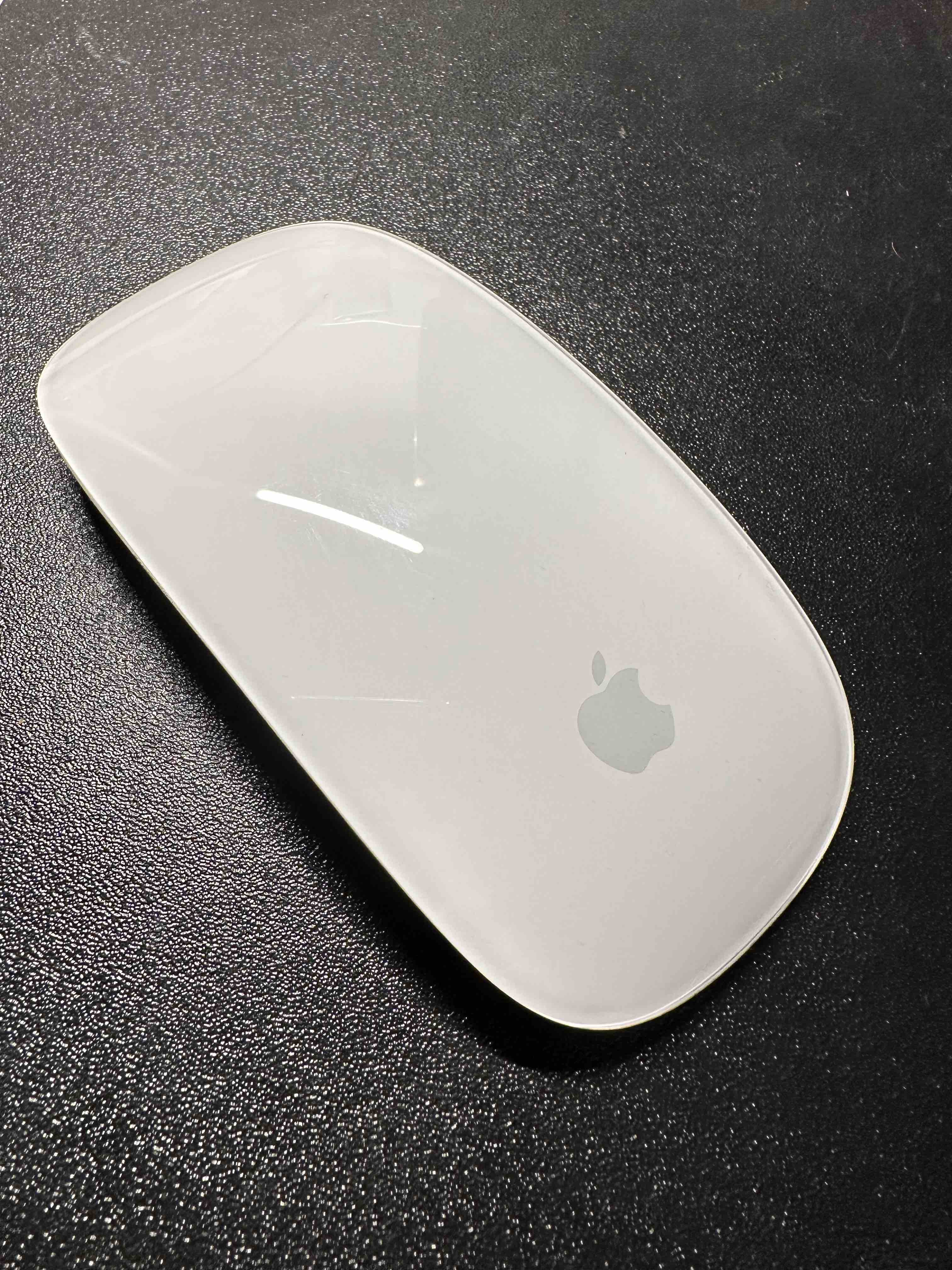 Мышь беспроводная Apple Magic Mouse 3 MK2E3ZM/A - отзывы покупателей на  маркетплейсе Мегамаркет | Артикул: 100029088305