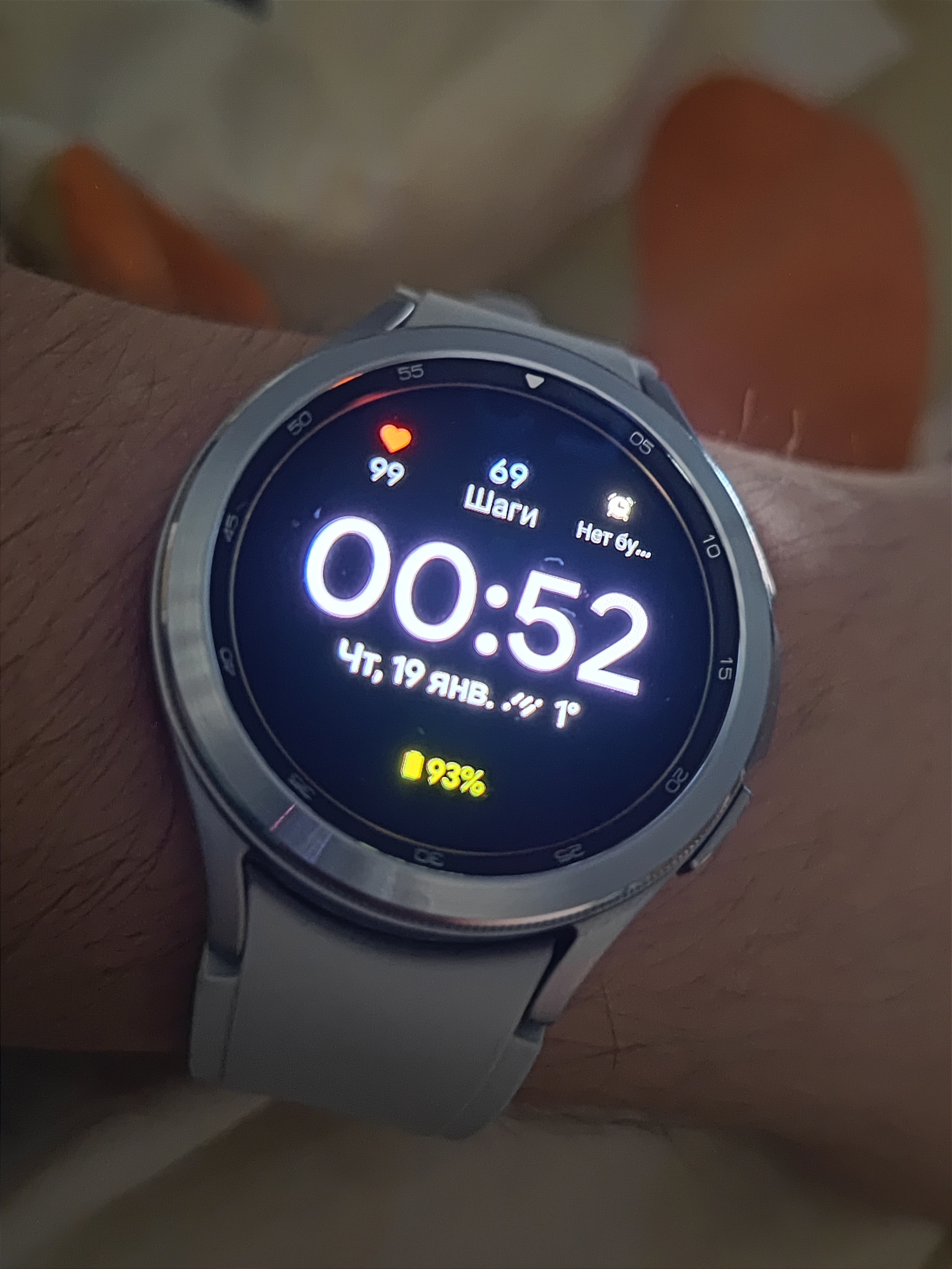 Смарт часы Samsung Galaxy Watch4 40 мм Wi-Fi NFC, серебро - отзывы  покупателей на Мегамаркет