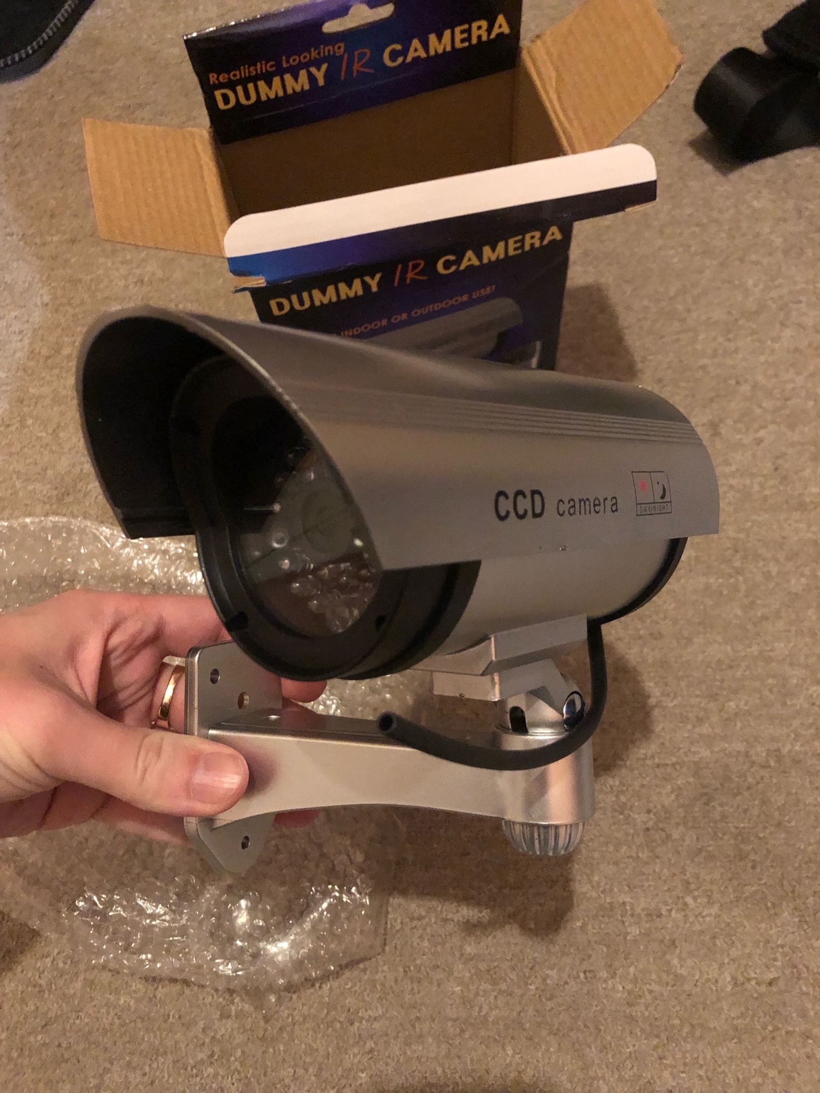 Муляж камеры видеонаблюдения Dummy/IRCamera - отзывы покупателей на  Мегамаркет | 600007325206