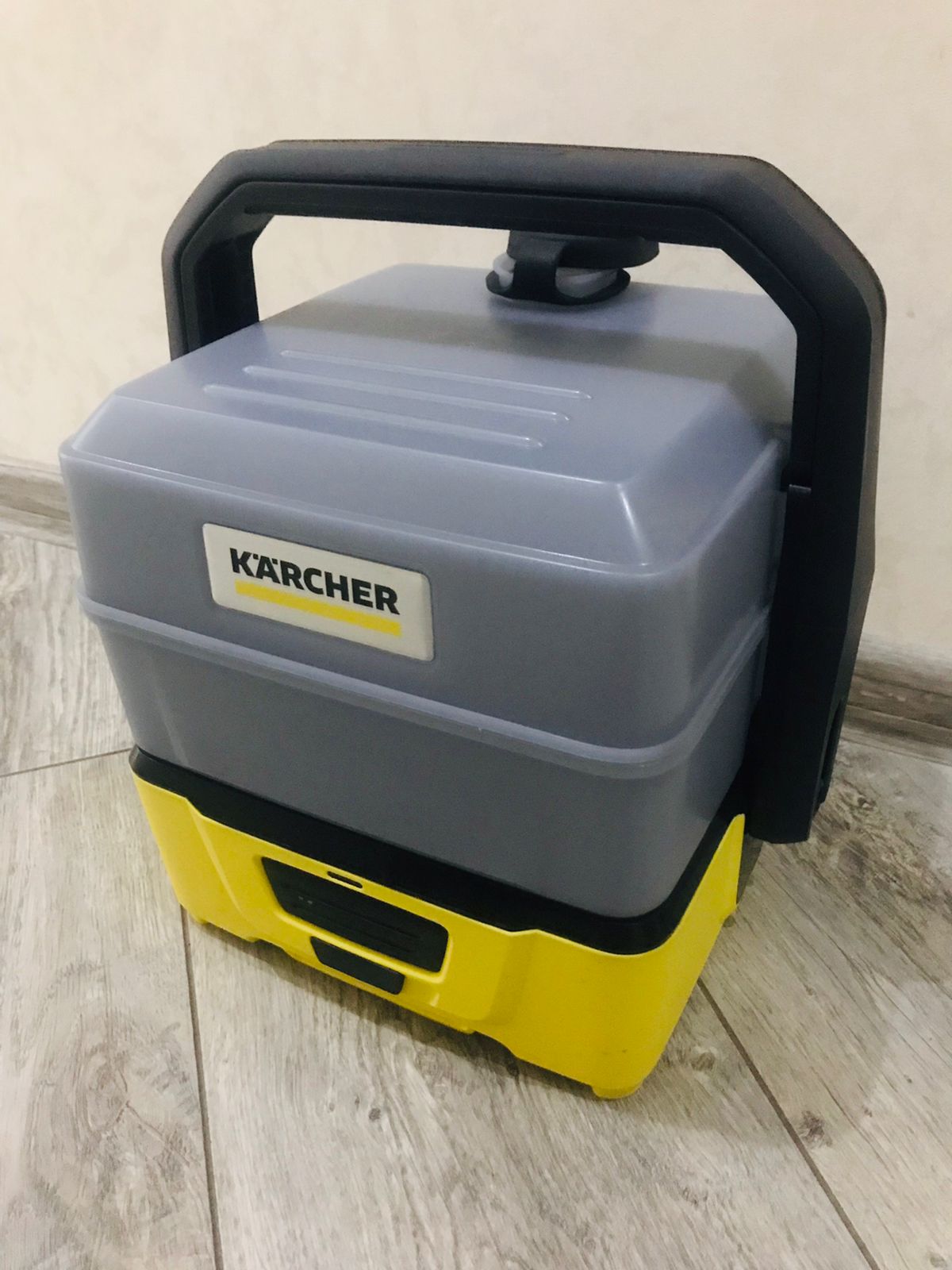 Аккумуляторная мойка высокого давления Karcher OC 3 Plus 1.680030.0 АКБ и ЗУ в комплекте